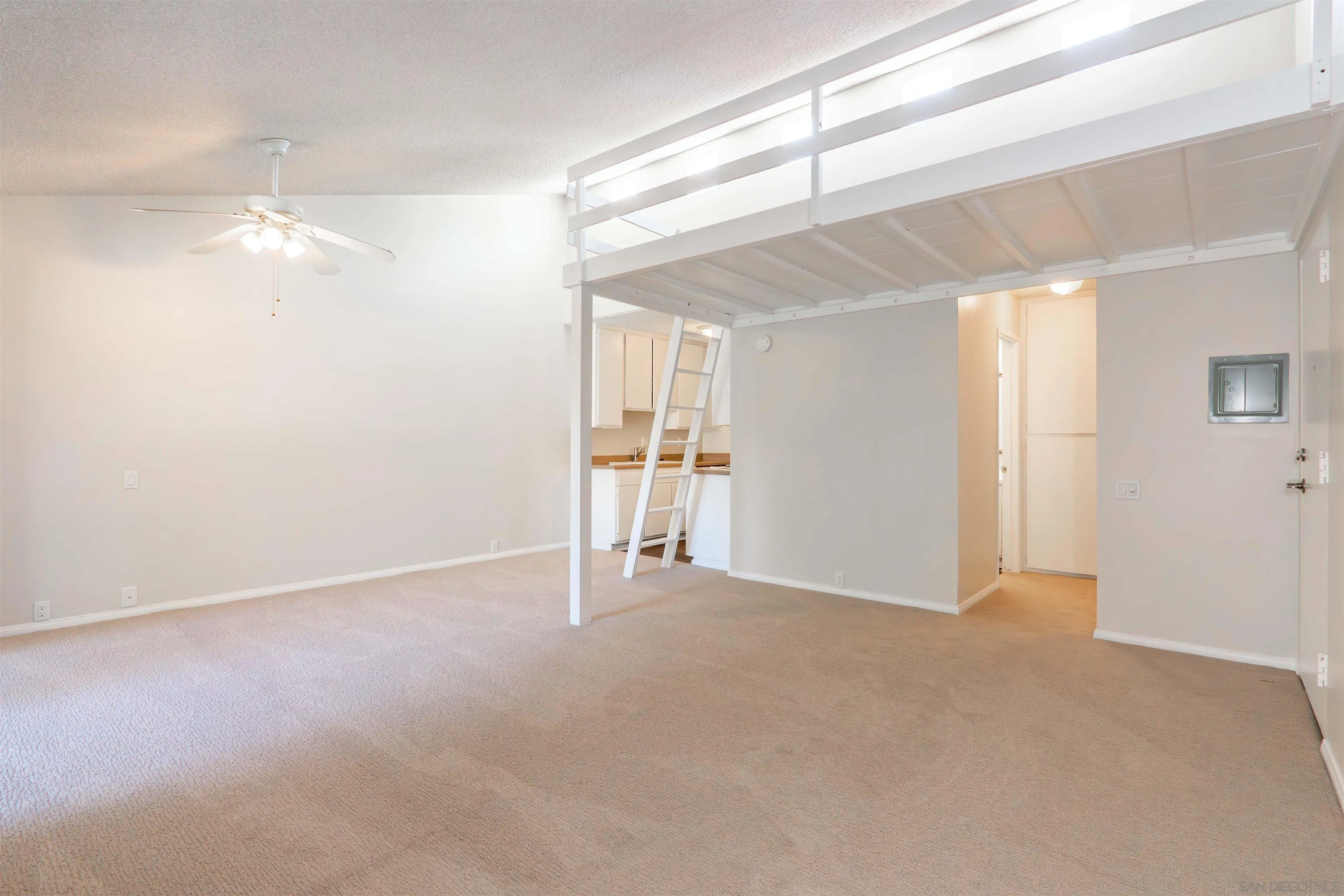 1775 Diamond Unit 1-306, San Diego, CA 92109 - Photo 4 of 17, San Diego, CA
