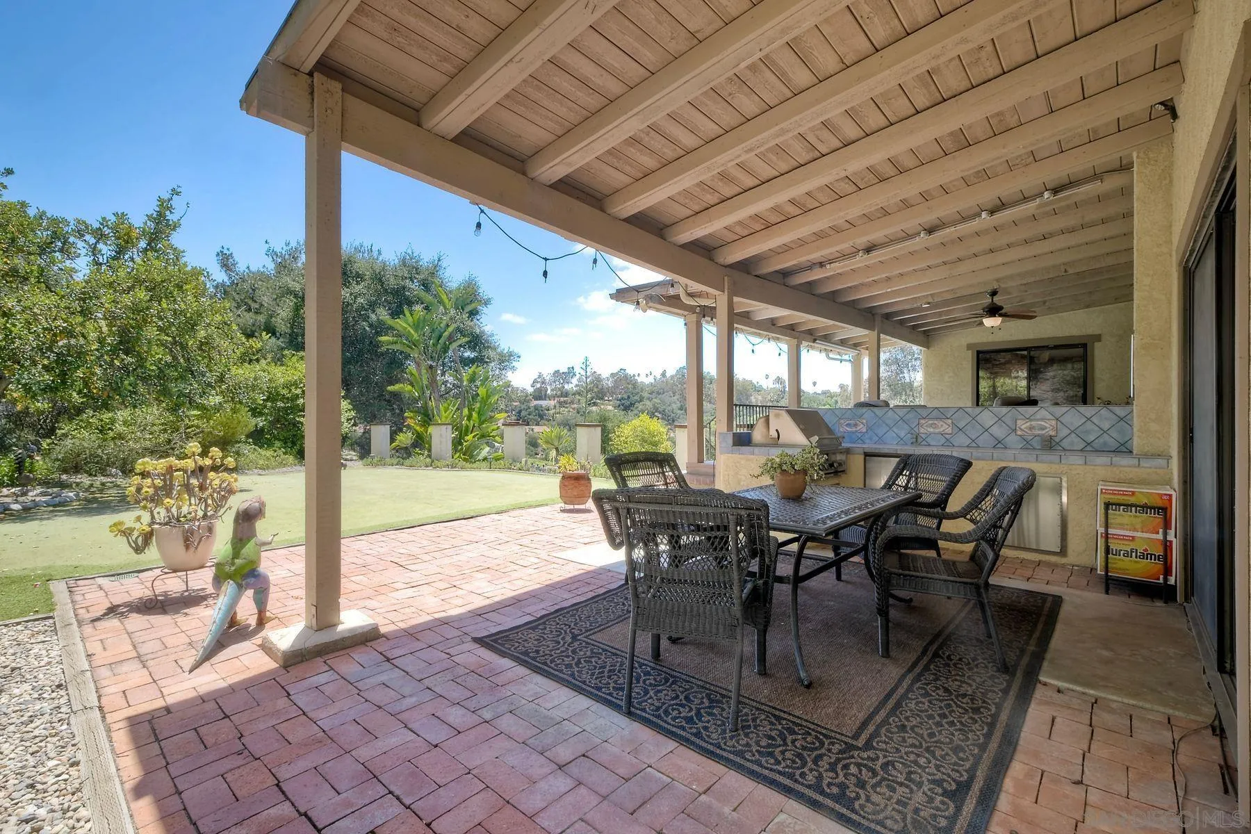 https://cdn.realtyfeed.com/cdn/127/260015925/3aac49fe52ec64d28441c24b02f43548.webp