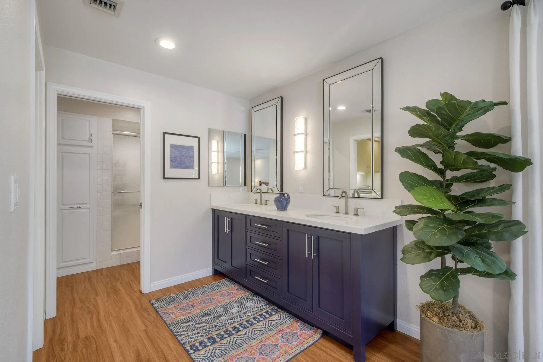 https://cdn.realtyfeed.com/cdn/127/260015925/41873875e1d505b7ce6cb0ac76ba40fa.webp