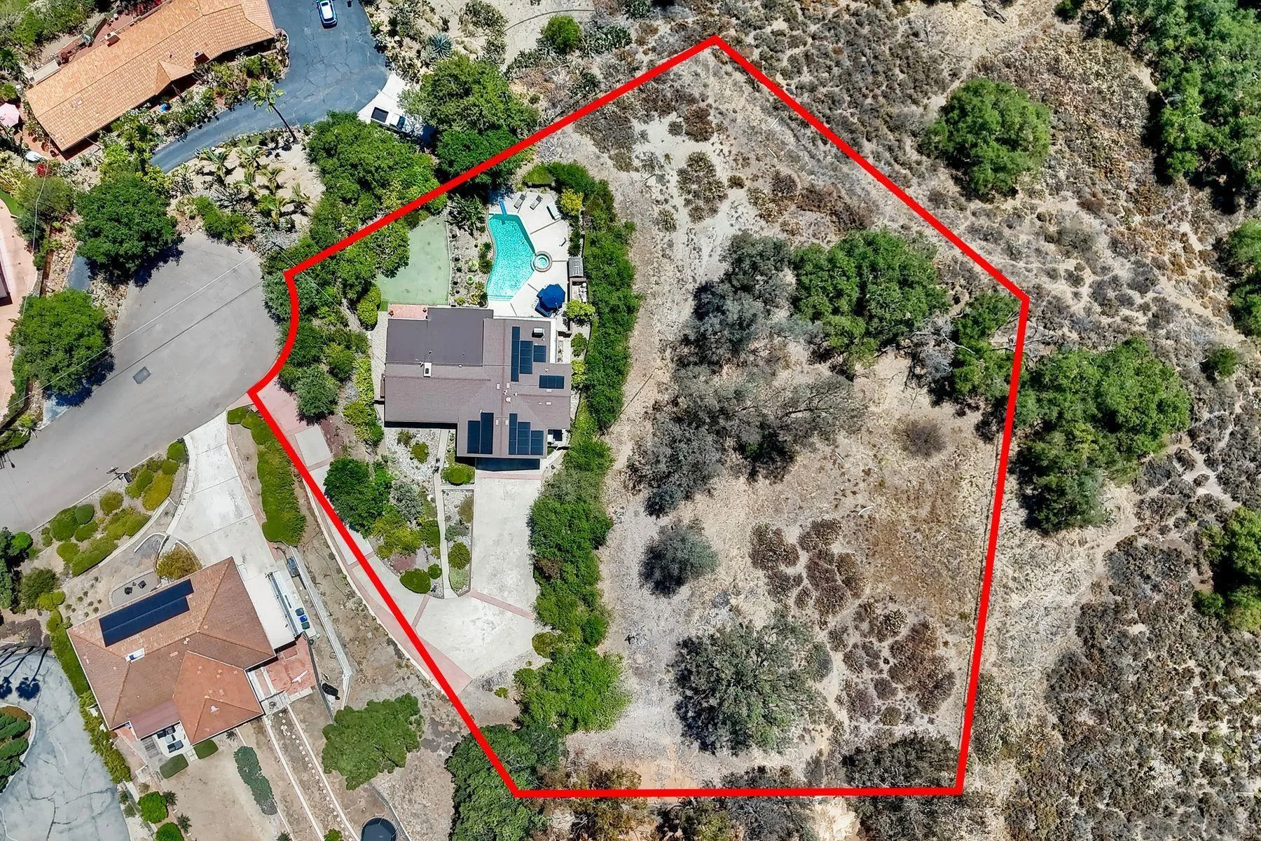 https://cdn.realtyfeed.com/cdn/127/260015925/65eb6fe7f2004a5f3a57f67af11308fd.webp
