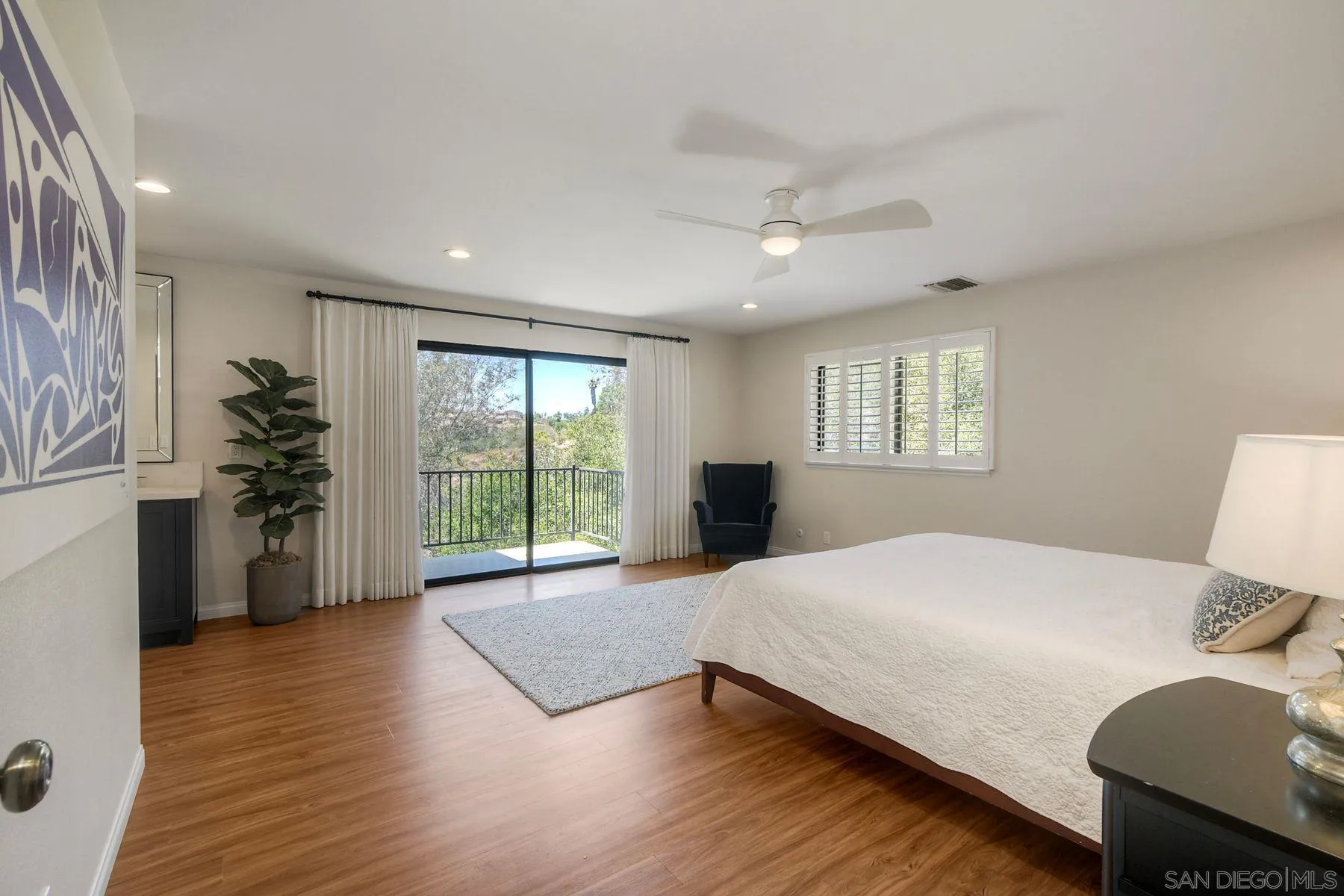 https://cdn.realtyfeed.com/cdn/127/260015925/b36942d0e4b290049b57bd8e6b7c4a57.webp