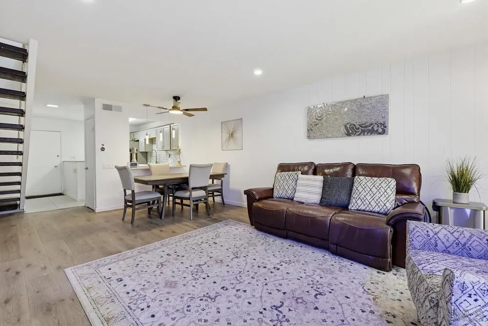 https://cdn.realtyfeed.com/cdn/127/260015927/26d958caaddd4238566adf6c234bc698.webp