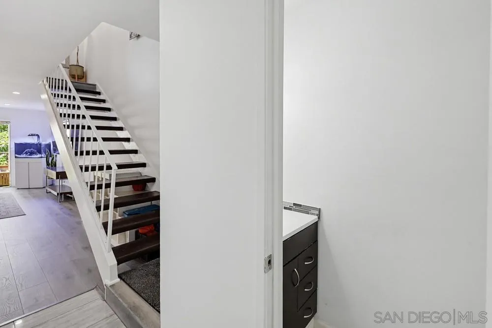 https://cdn.realtyfeed.com/cdn/127/260015927/2cfc871bb89eb76f267813ce13bc0073.webp