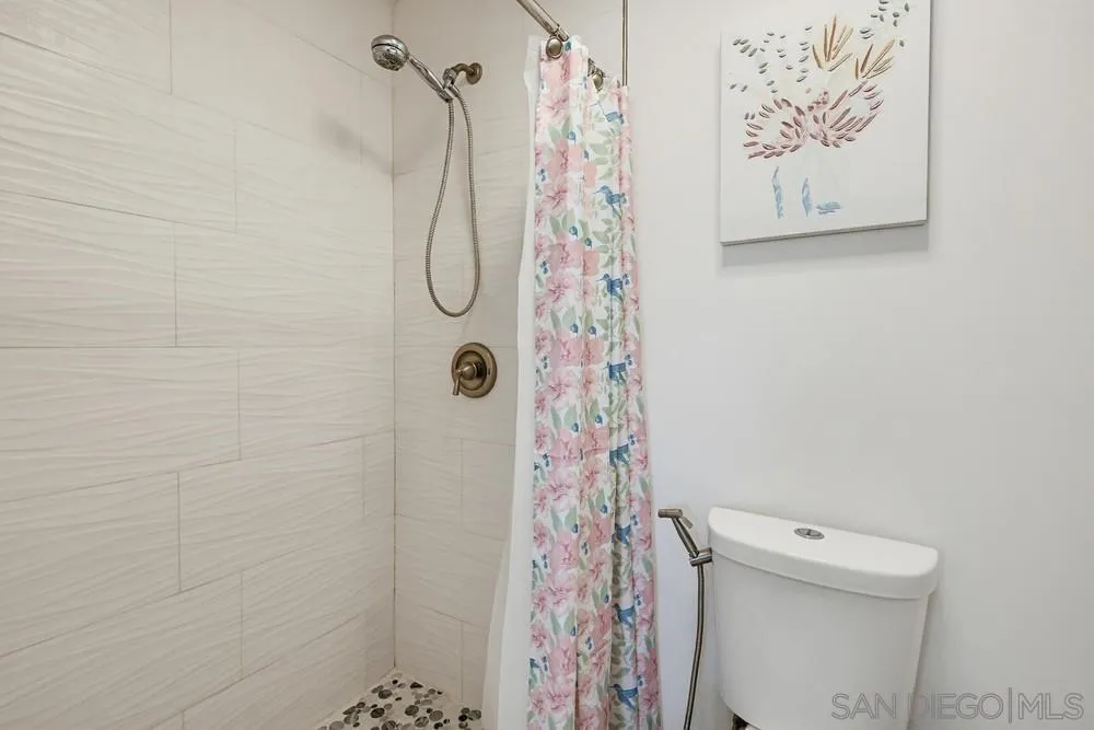 https://cdn.realtyfeed.com/cdn/127/260015927/3d558334cfc6ee4abcb2be3aa474e223.webp