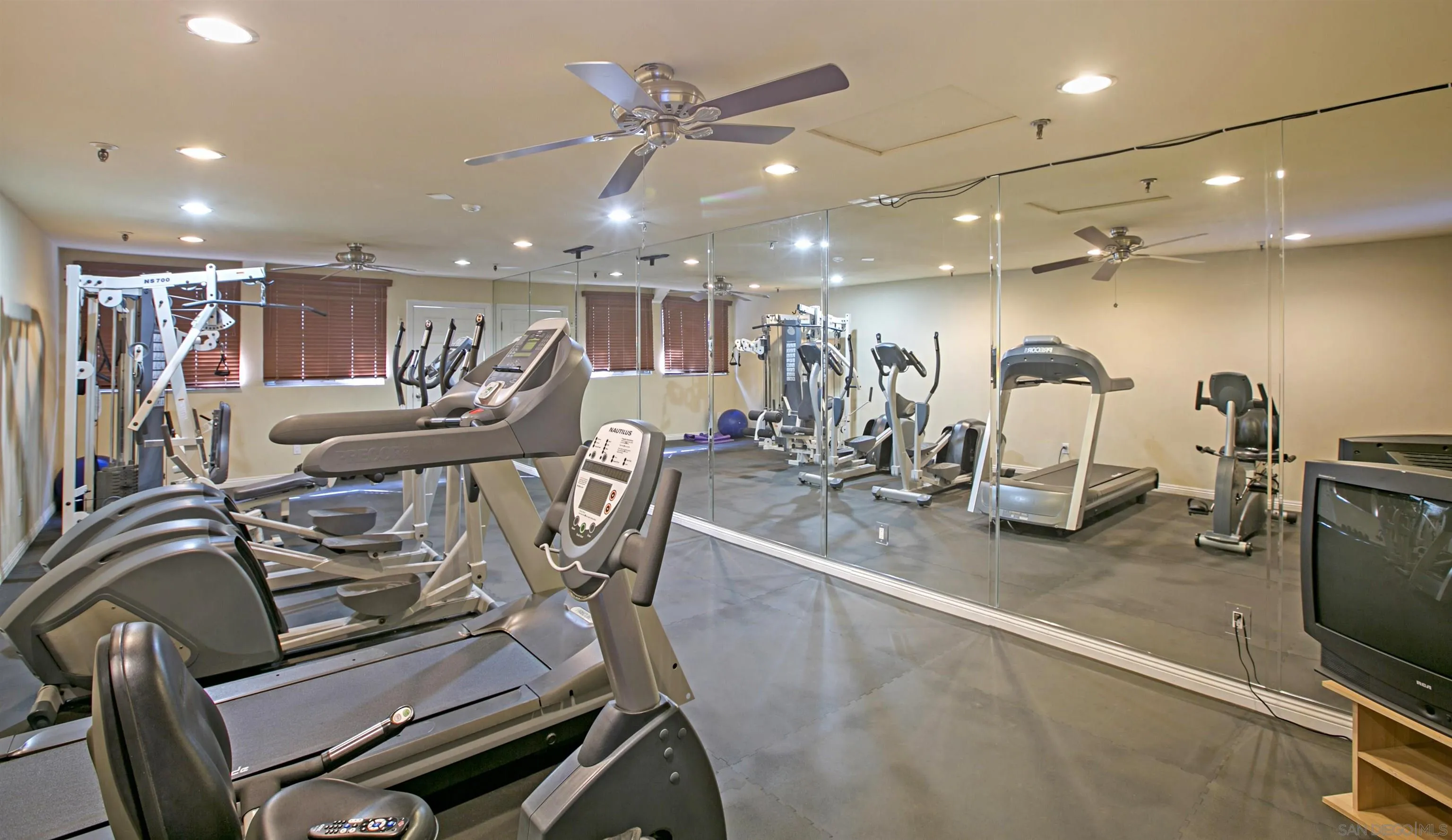 Photo #25: 260015930 Listing: Photo #25
