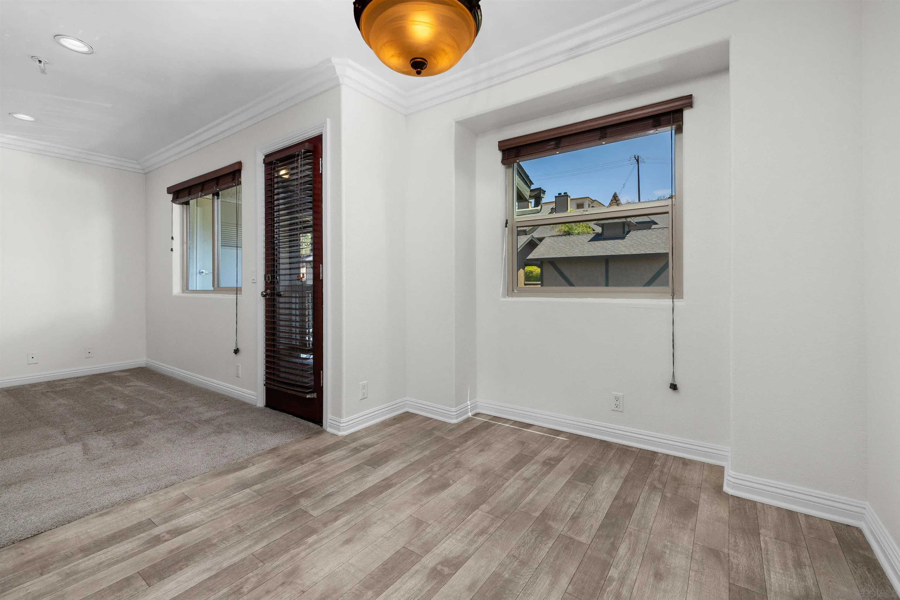 Photo #11: 260015930 Listing: Photo #11