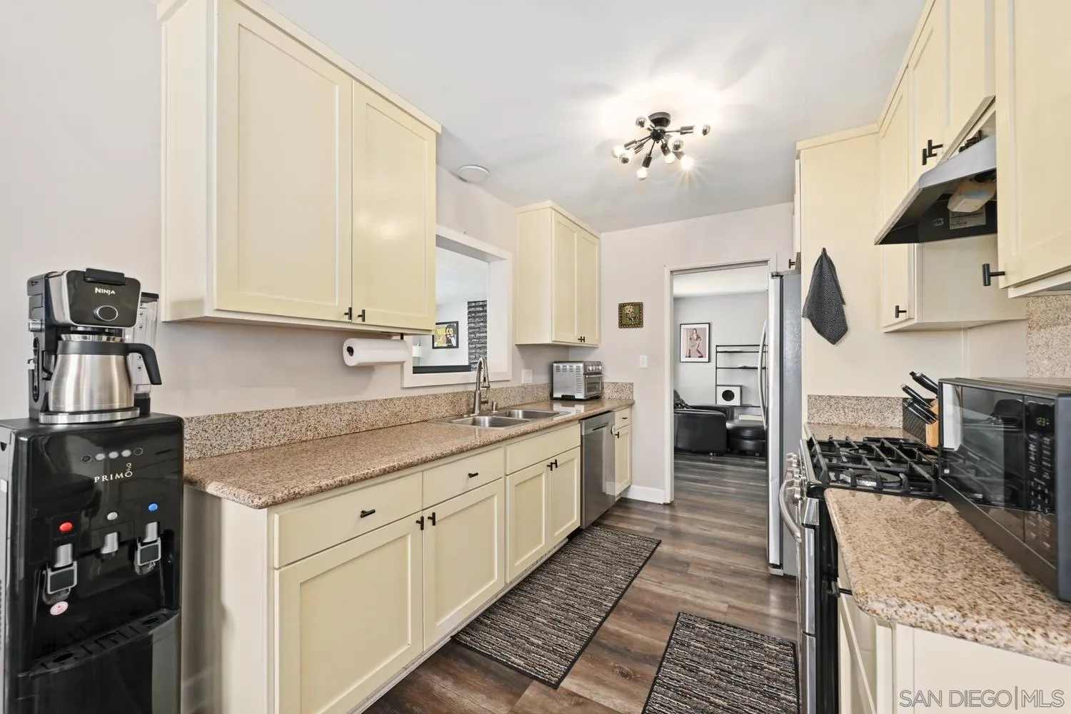 https://cdn.realtyfeed.com/cdn/127/260015931/329ffa4cf5d32da50e9d4fbc8d27388a.webp