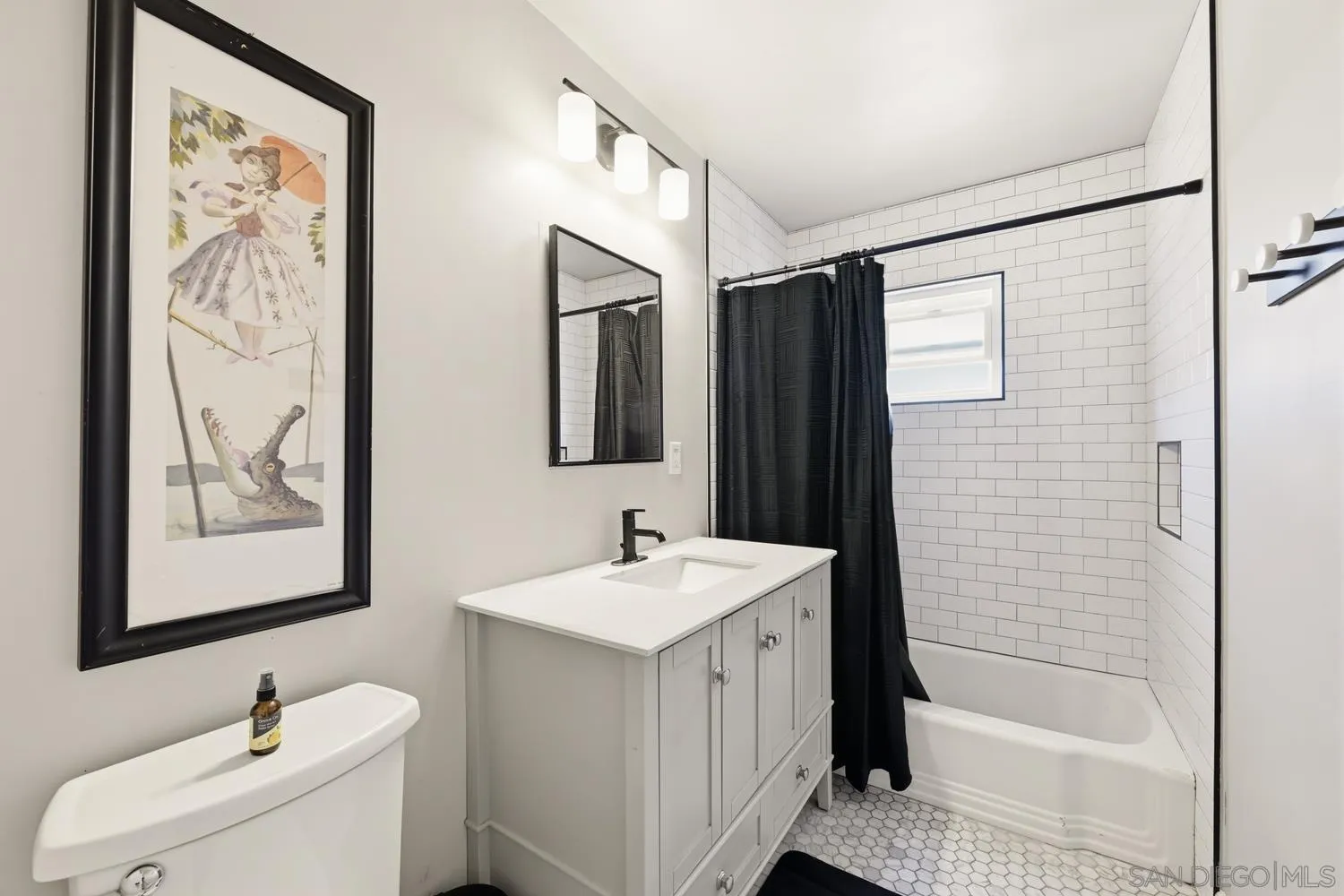 https://cdn.realtyfeed.com/cdn/127/260015931/692a4a1e932fba76b4235b8f4ebefed4.webp