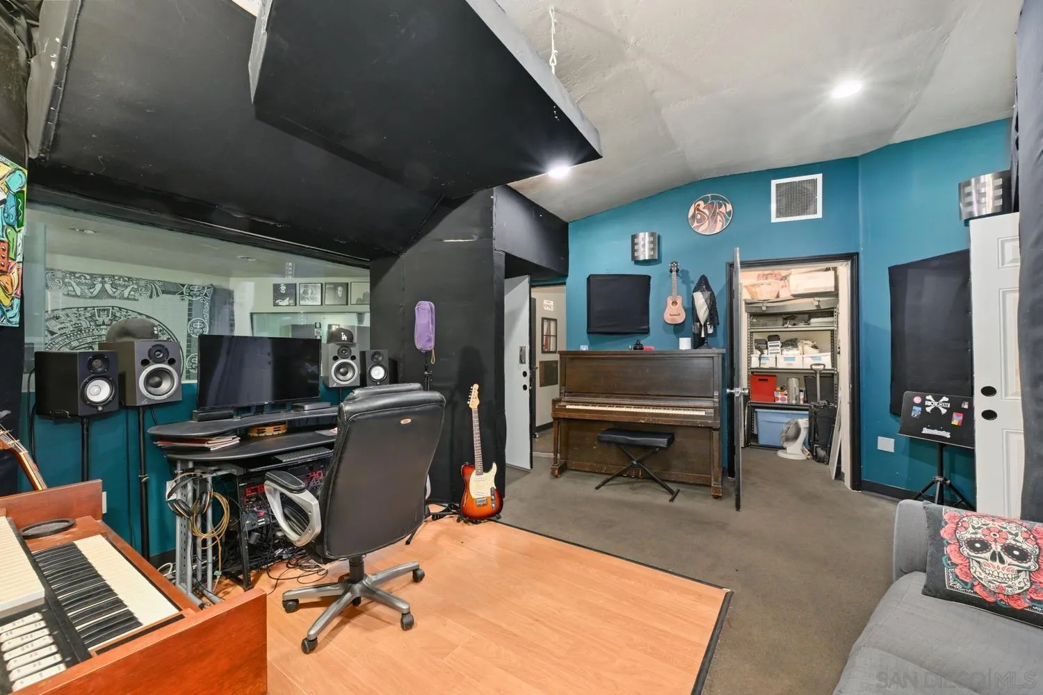 https://cdn.realtyfeed.com/cdn/127/260015931/bb04de53ef0c790788a5ab3ca4fbc6fa.webp