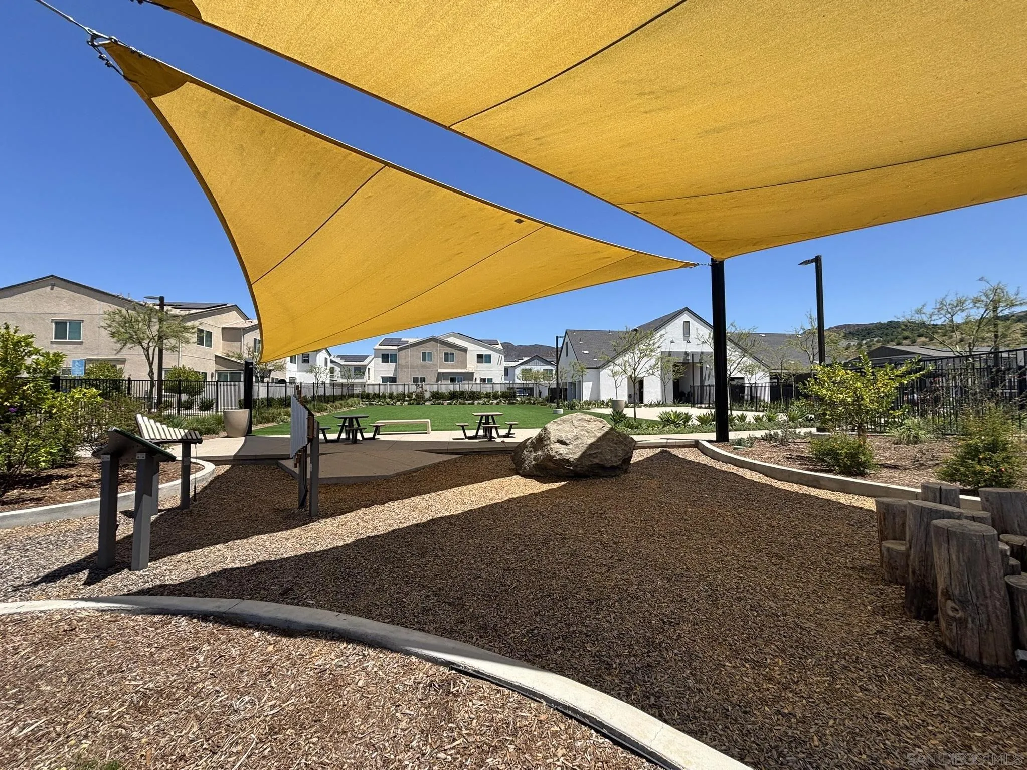 Photo #22: 260015932 Listing: Photo #22