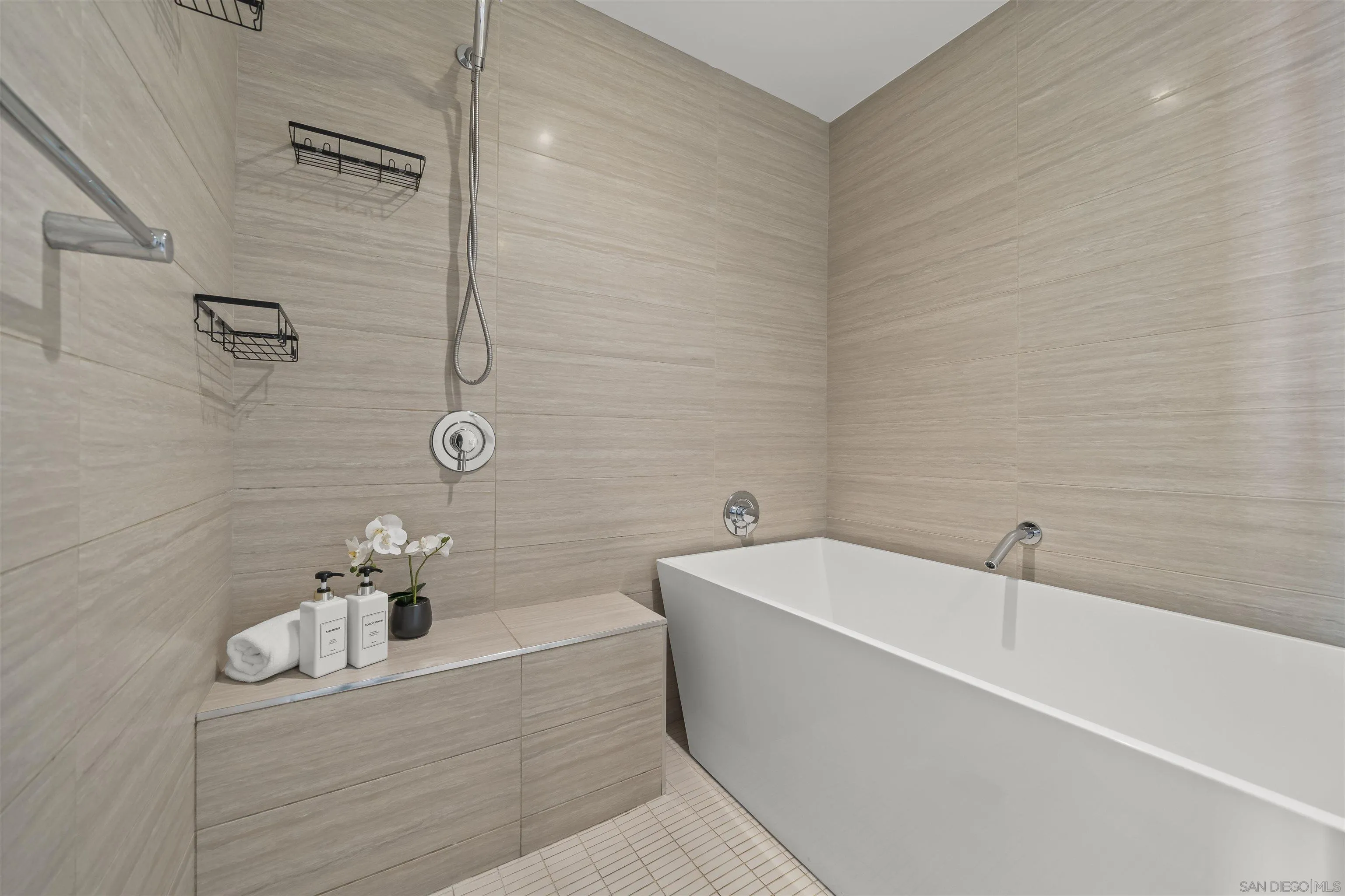 Photo #30: 260015934 Listing: Photo #30