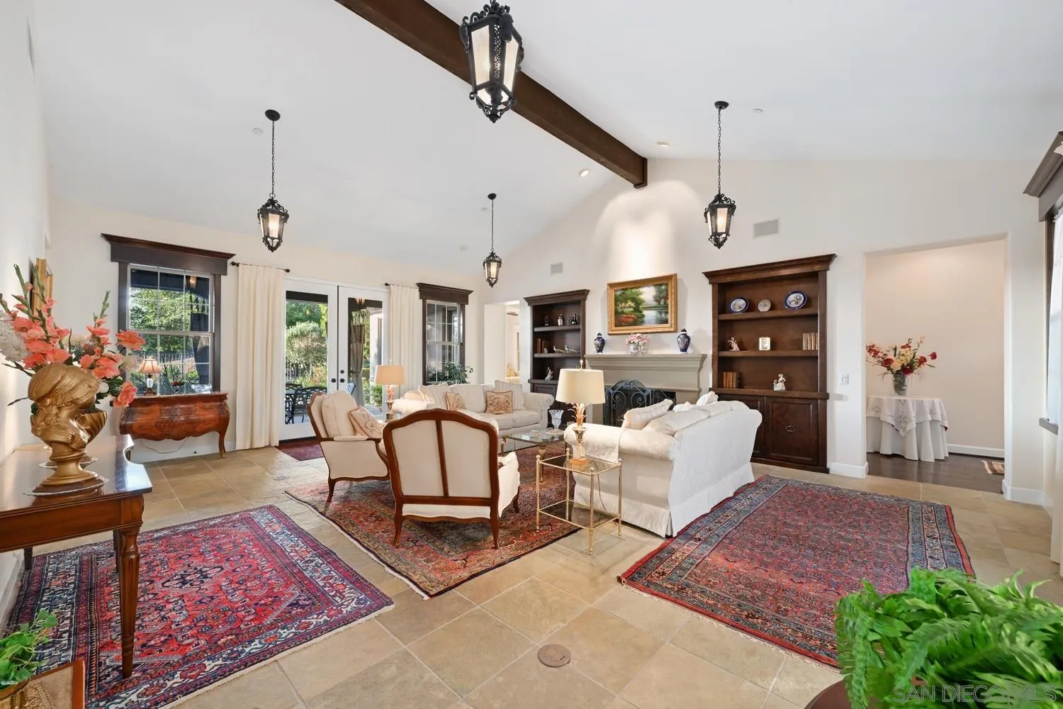 https://cdn.realtyfeed.com/cdn/127/260015947/8dba95f635f7078a142cbb2101400eec.webp
