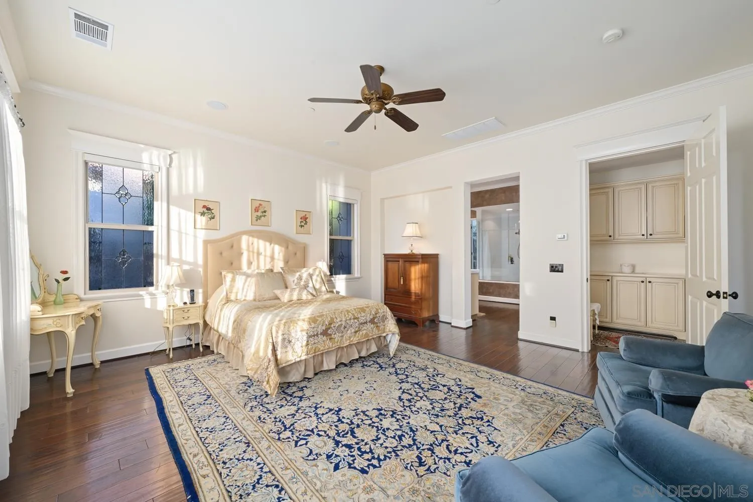 https://cdn.realtyfeed.com/cdn/127/260015947/e3a346f132ad803e1edb2227e7cceea9.webp