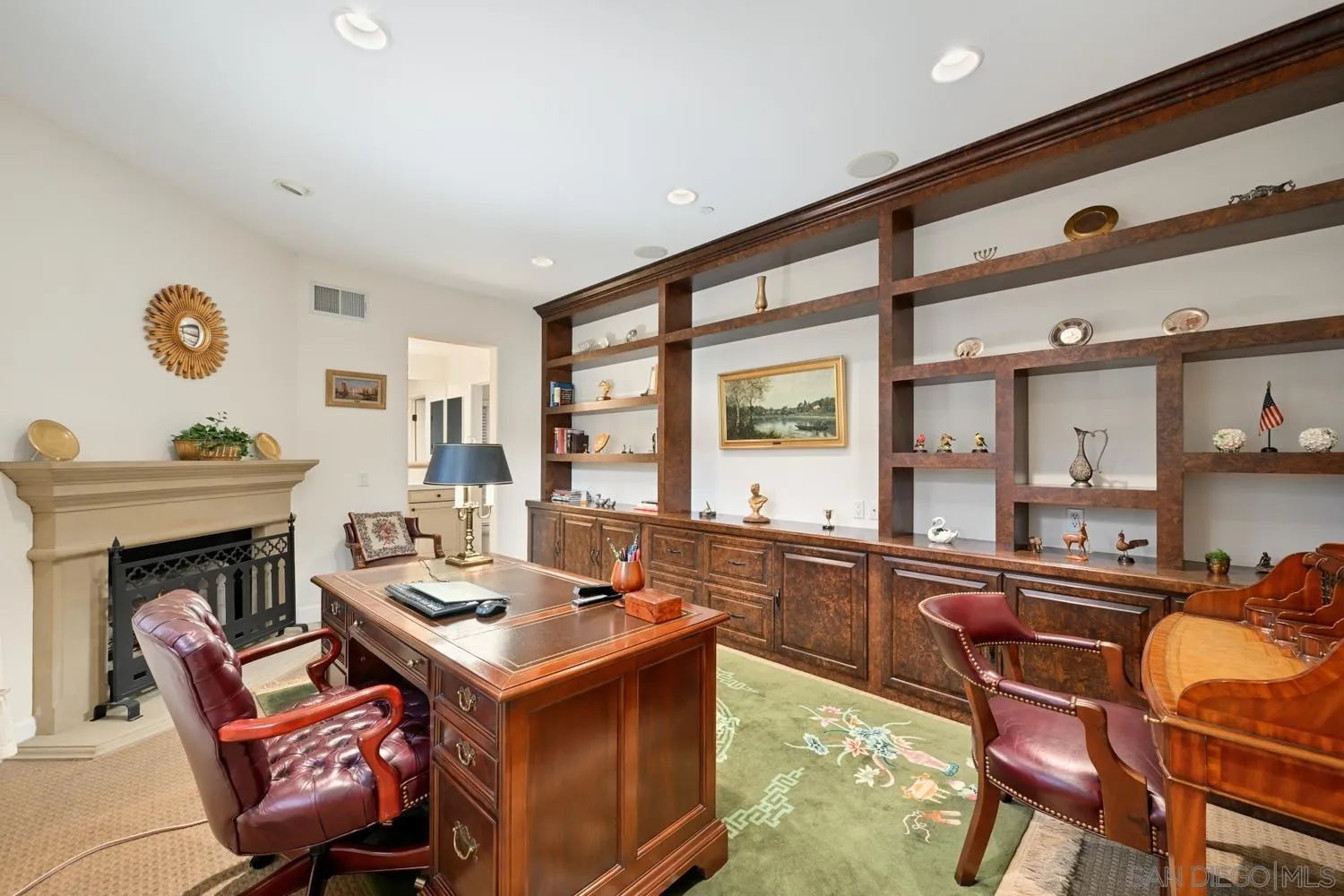https://cdn.realtyfeed.com/cdn/127/260015947/fe32547bbb5fb813190b59a58c3624a1.webp