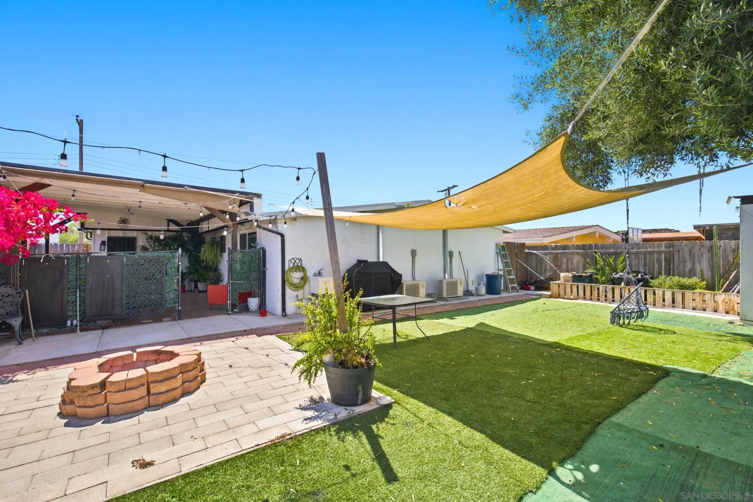 https://cdn.realtyfeed.com/cdn/127/260015963/1d6760e4e720acb9a21f6faced0b0d3d.webp
