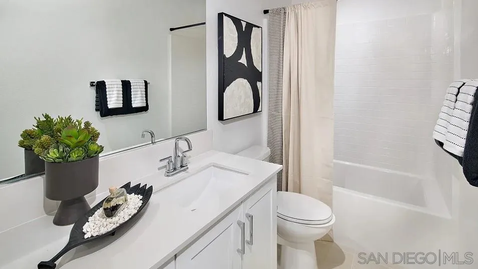 Photo #8: 260015967 Listing: Photo #8