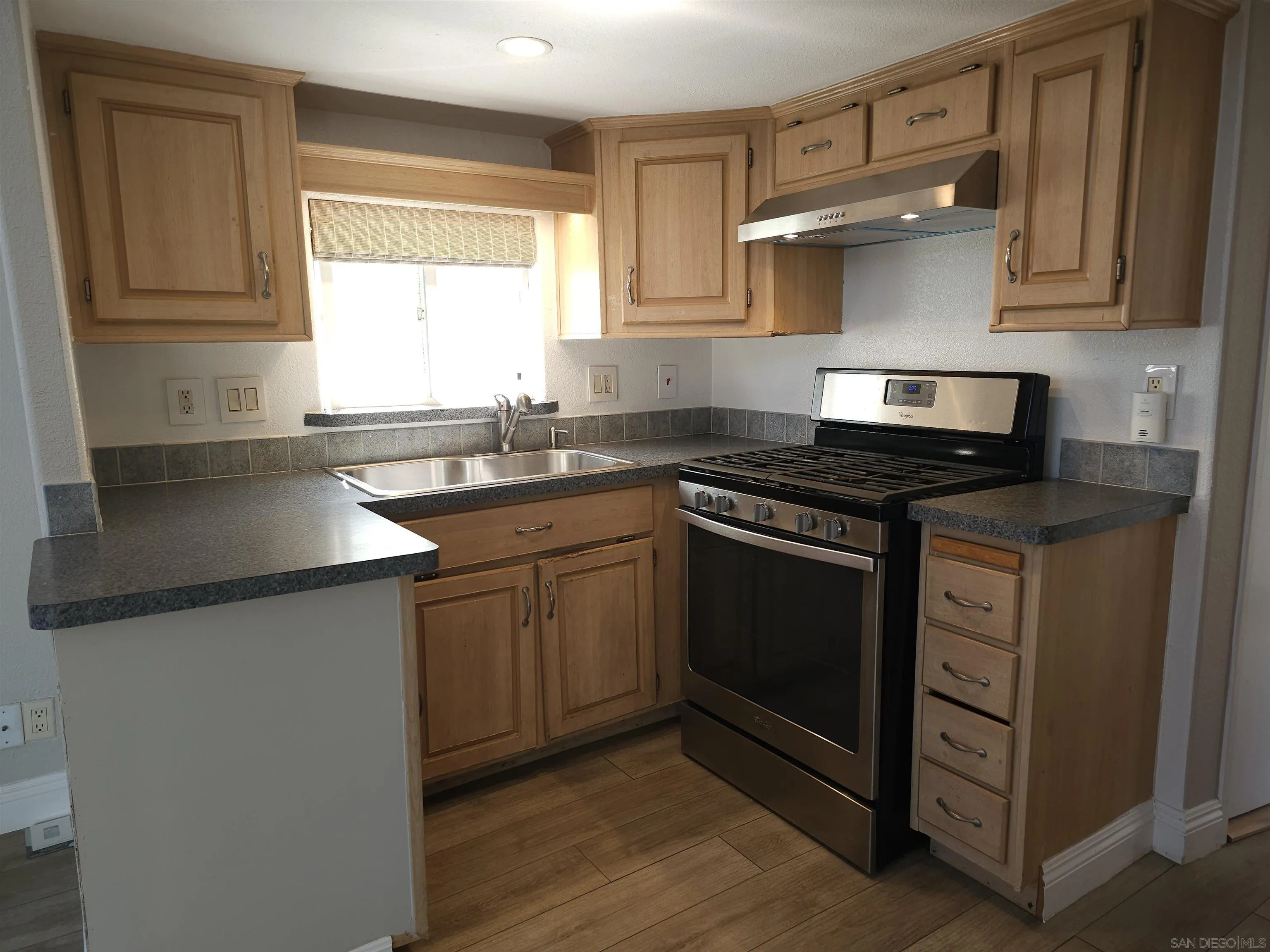 https://cdn.realtyfeed.com/cdn/127/260015974/004a762961d74f05e46856cea0d08d9e.webp