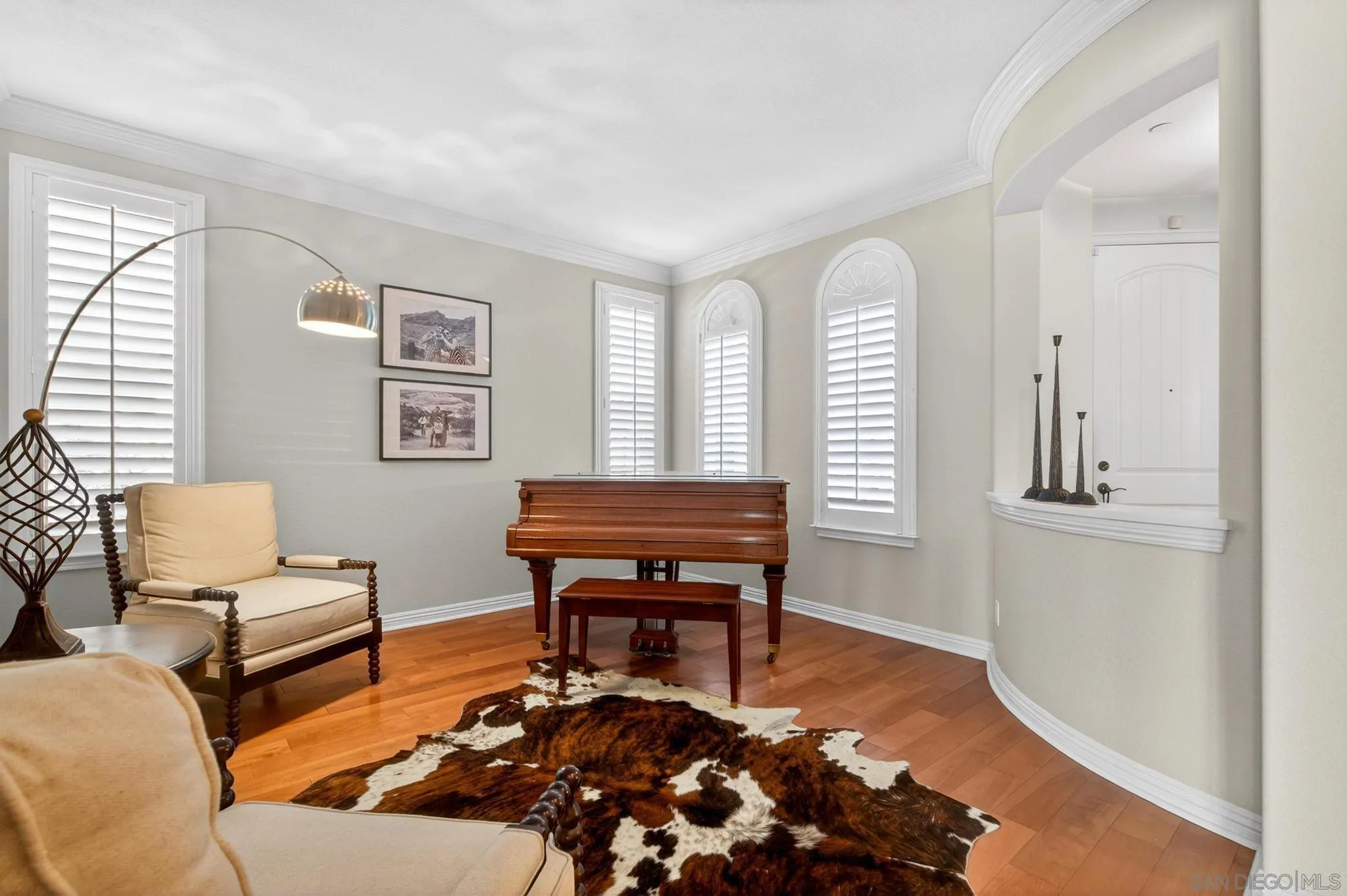 https://cdn.realtyfeed.com/cdn/127/260015978/e805840b08b434a12221432e215badfb.webp