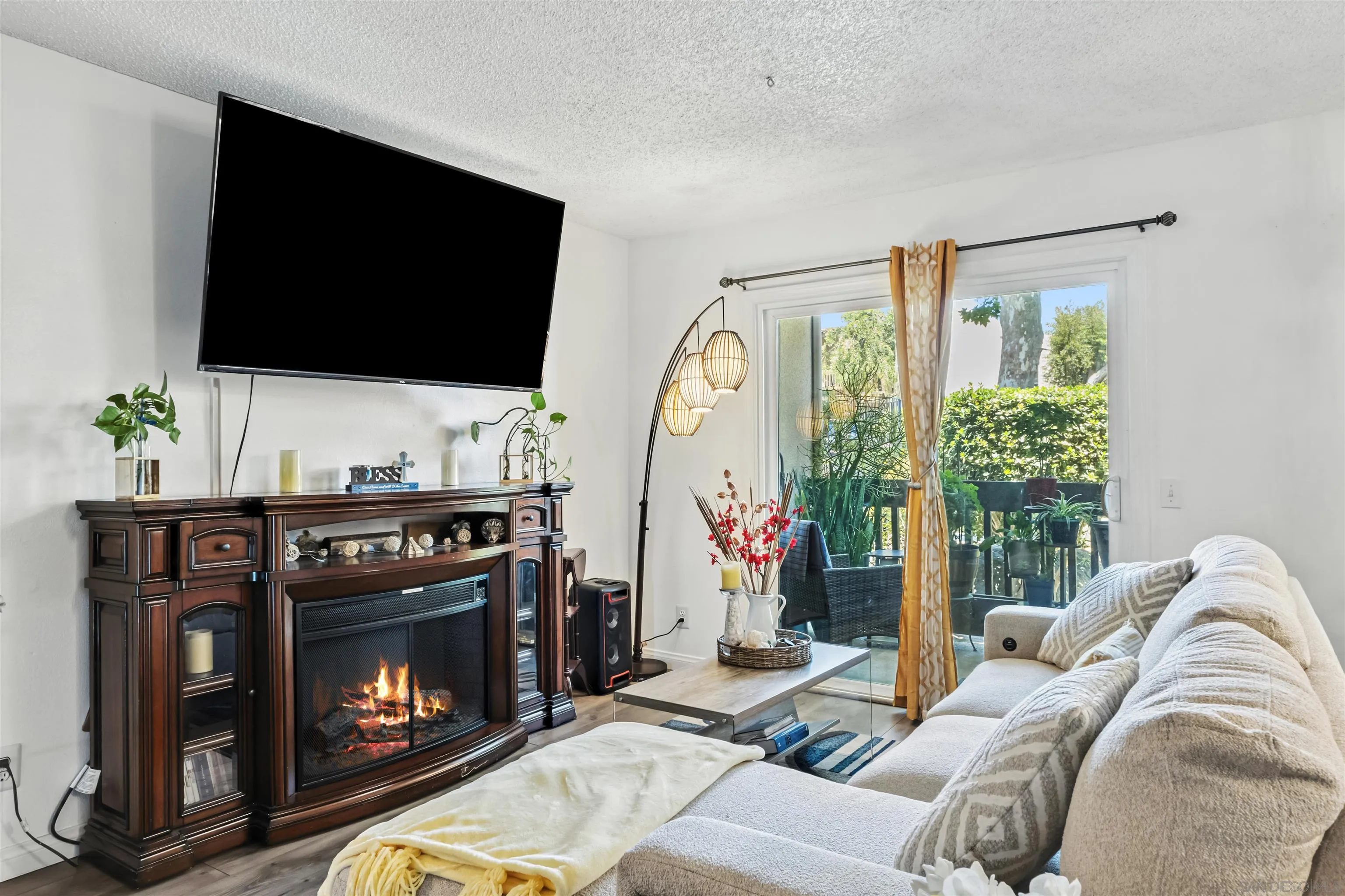 Photo #7: 260015980 Listing: Photo #7