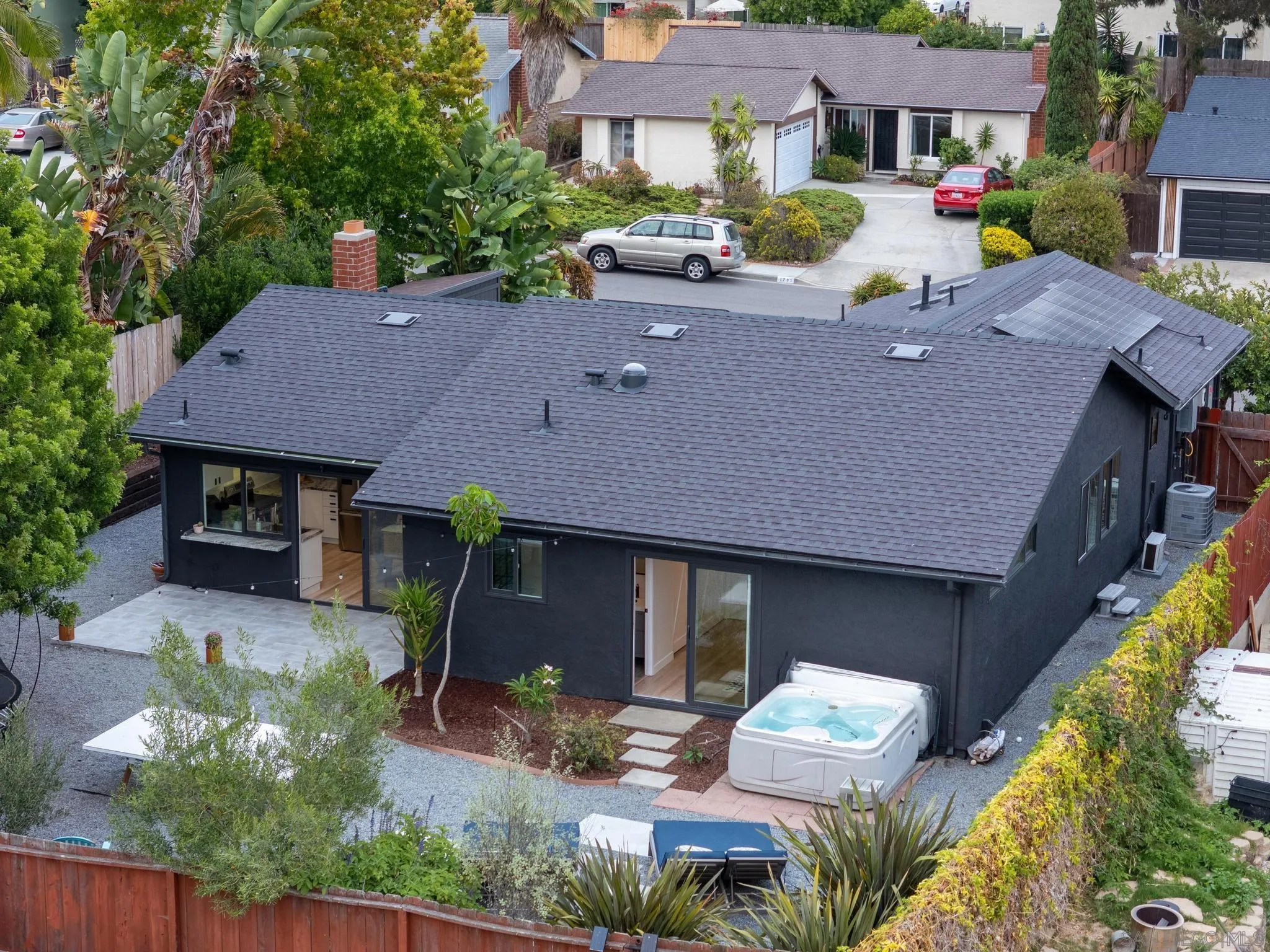 https://cdn.realtyfeed.com/cdn/127/260015981/b20209e111c8e3f6debcdff1c2415171.webp