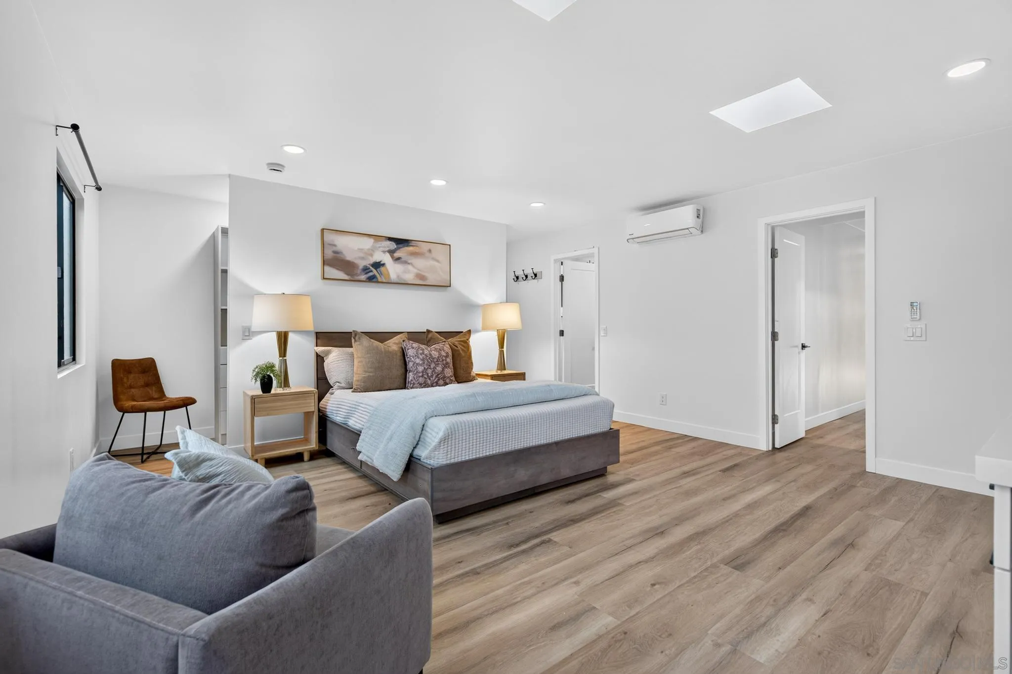 https://cdn.realtyfeed.com/cdn/127/260015981/dfeef29cc6bbf228612e9a77fb5dc133.webp