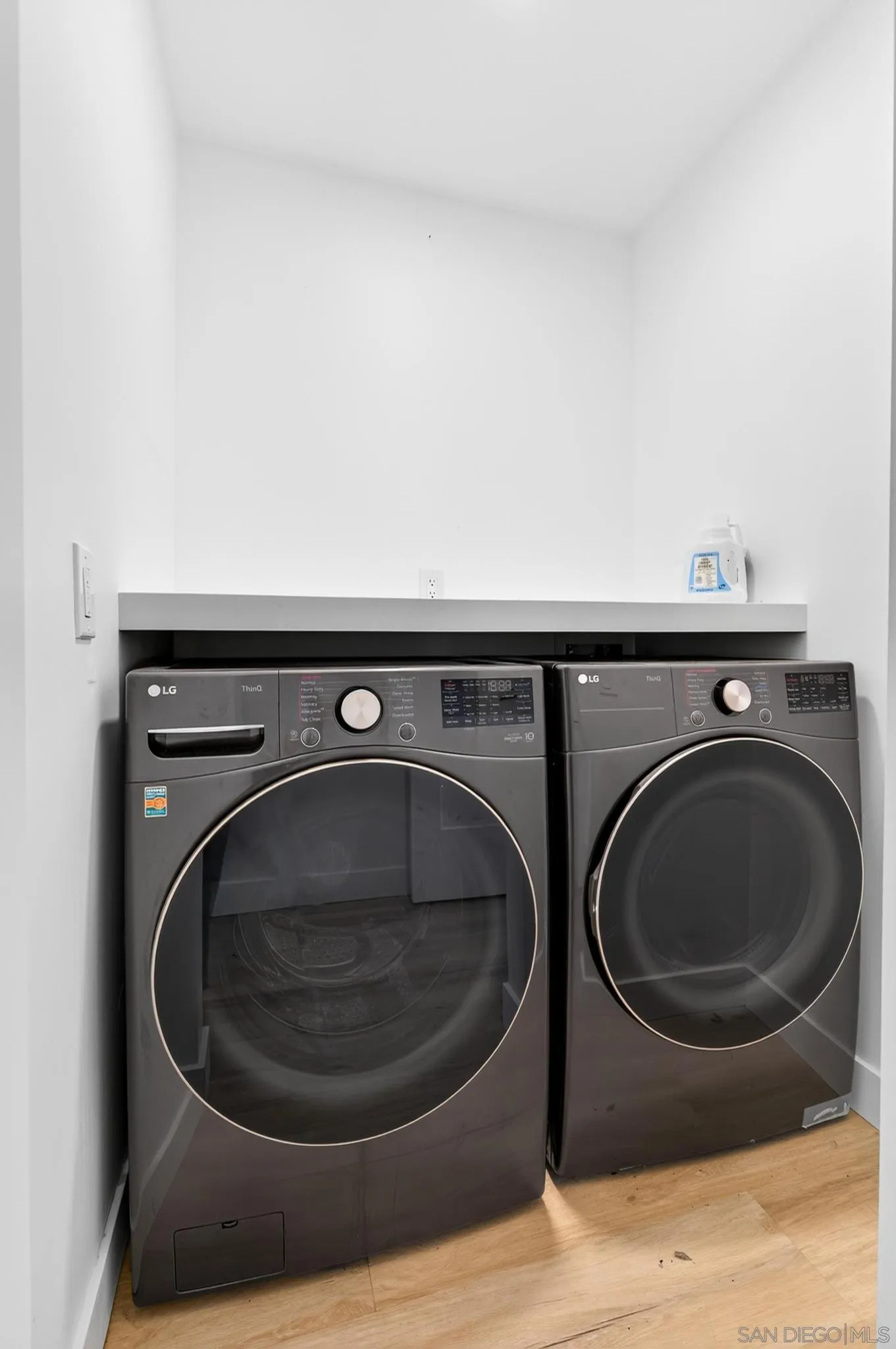 https://cdn.realtyfeed.com/cdn/127/260015981/e547f0fc37d256dcf9f7922a918b9e04.webp