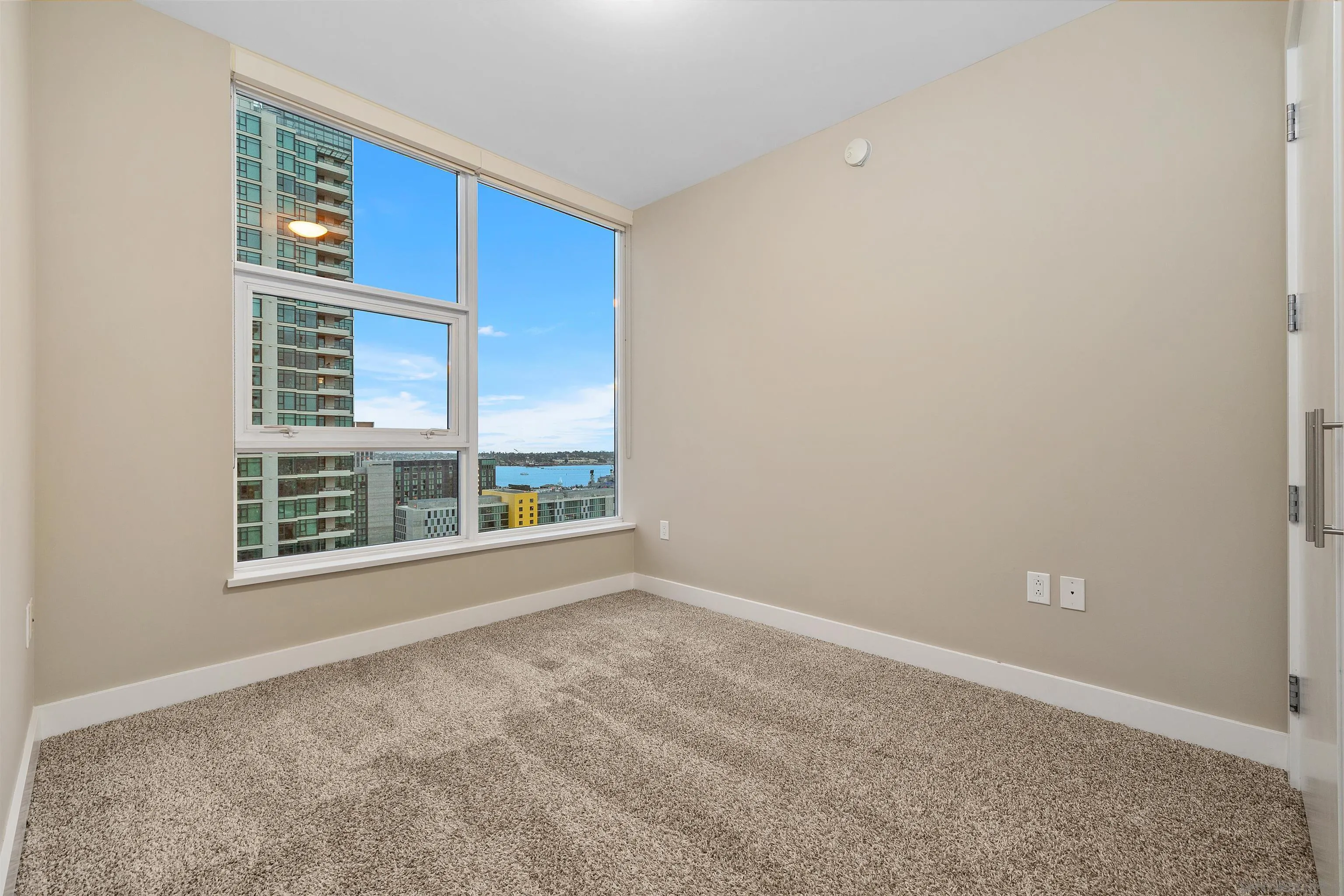 Photo #24: 260015987 Listing: Photo #24