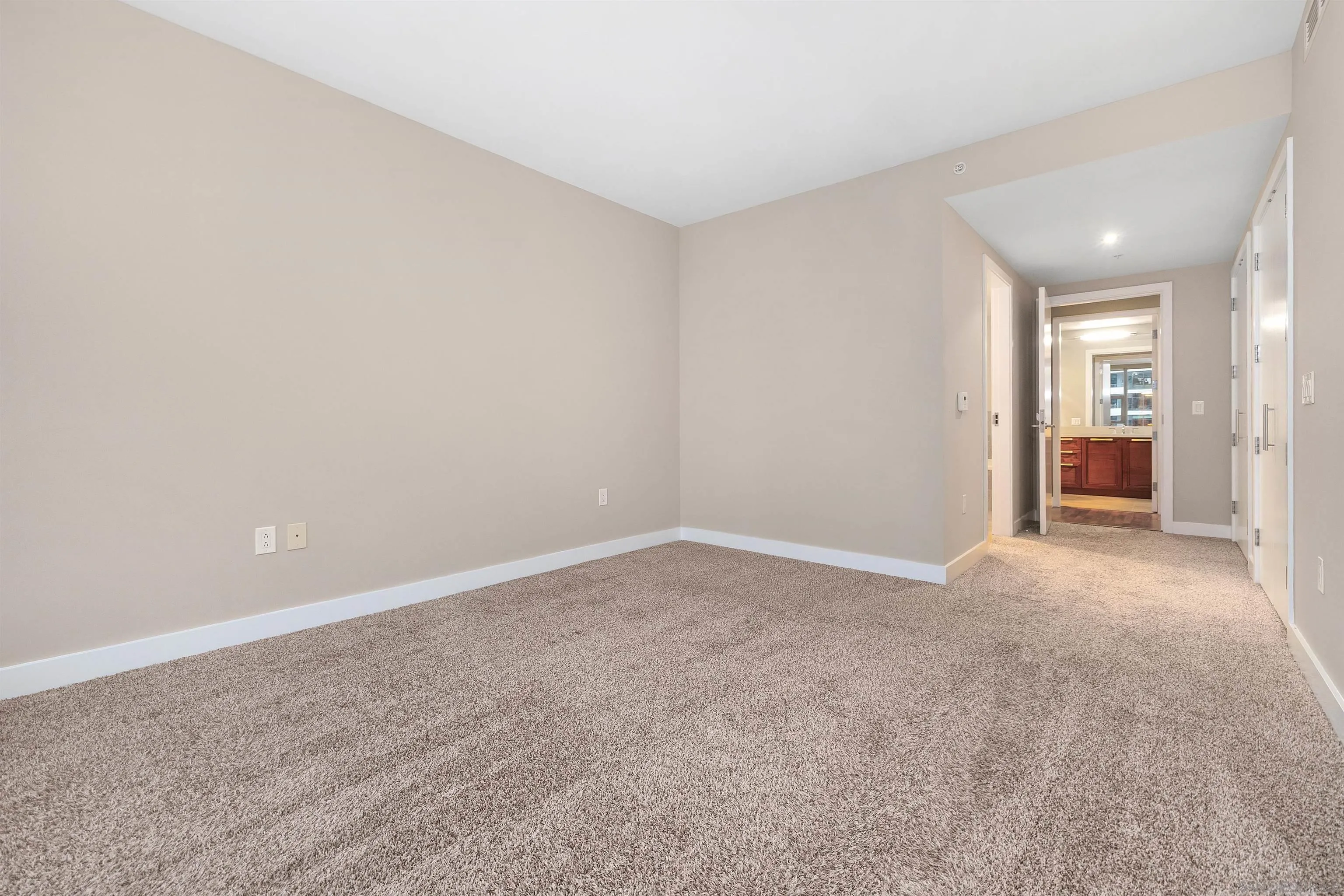 Photo #20: 260015987 Listing: Photo #20