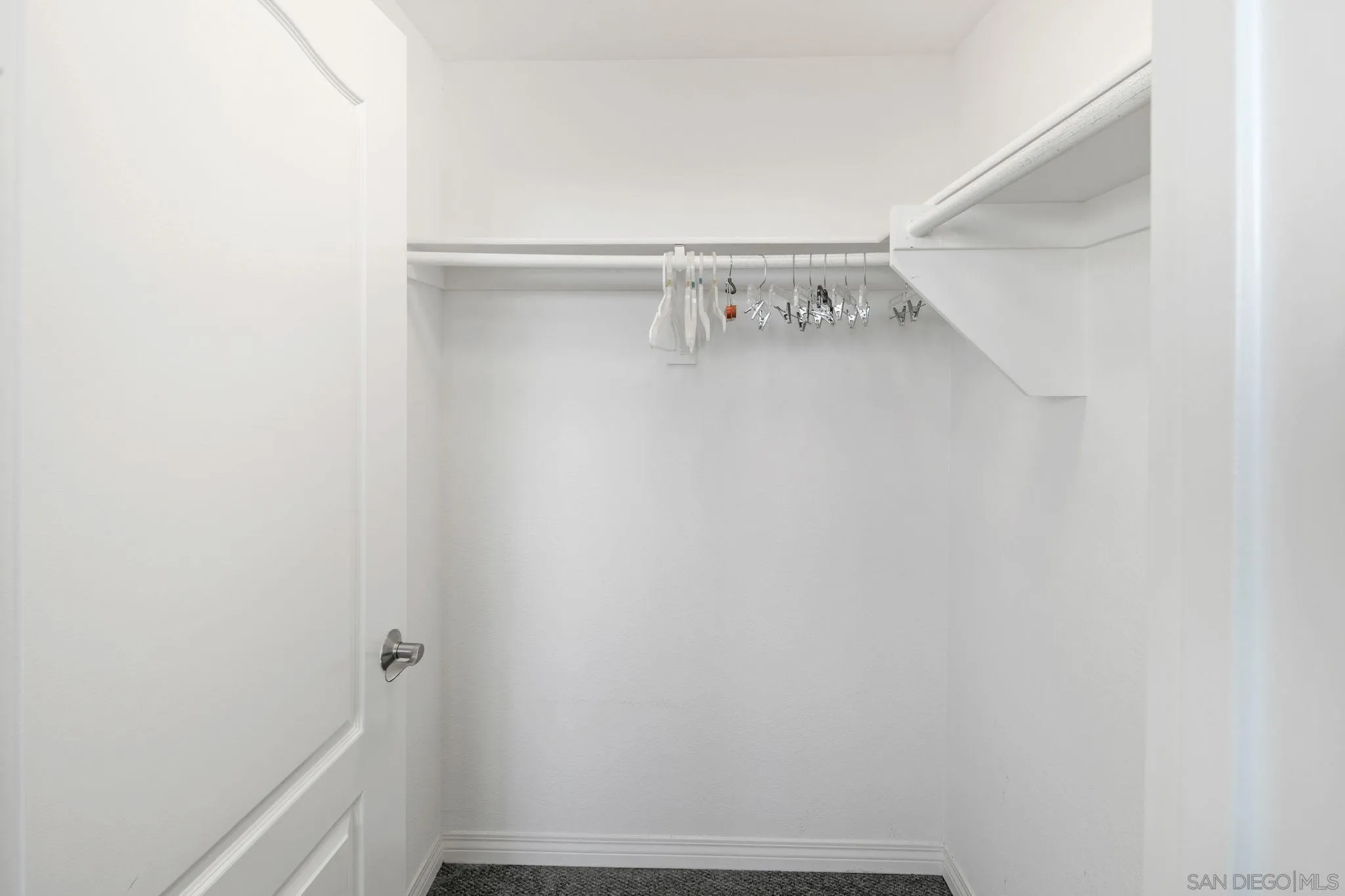 Photo #12: 260015994 Listing: Photo #12