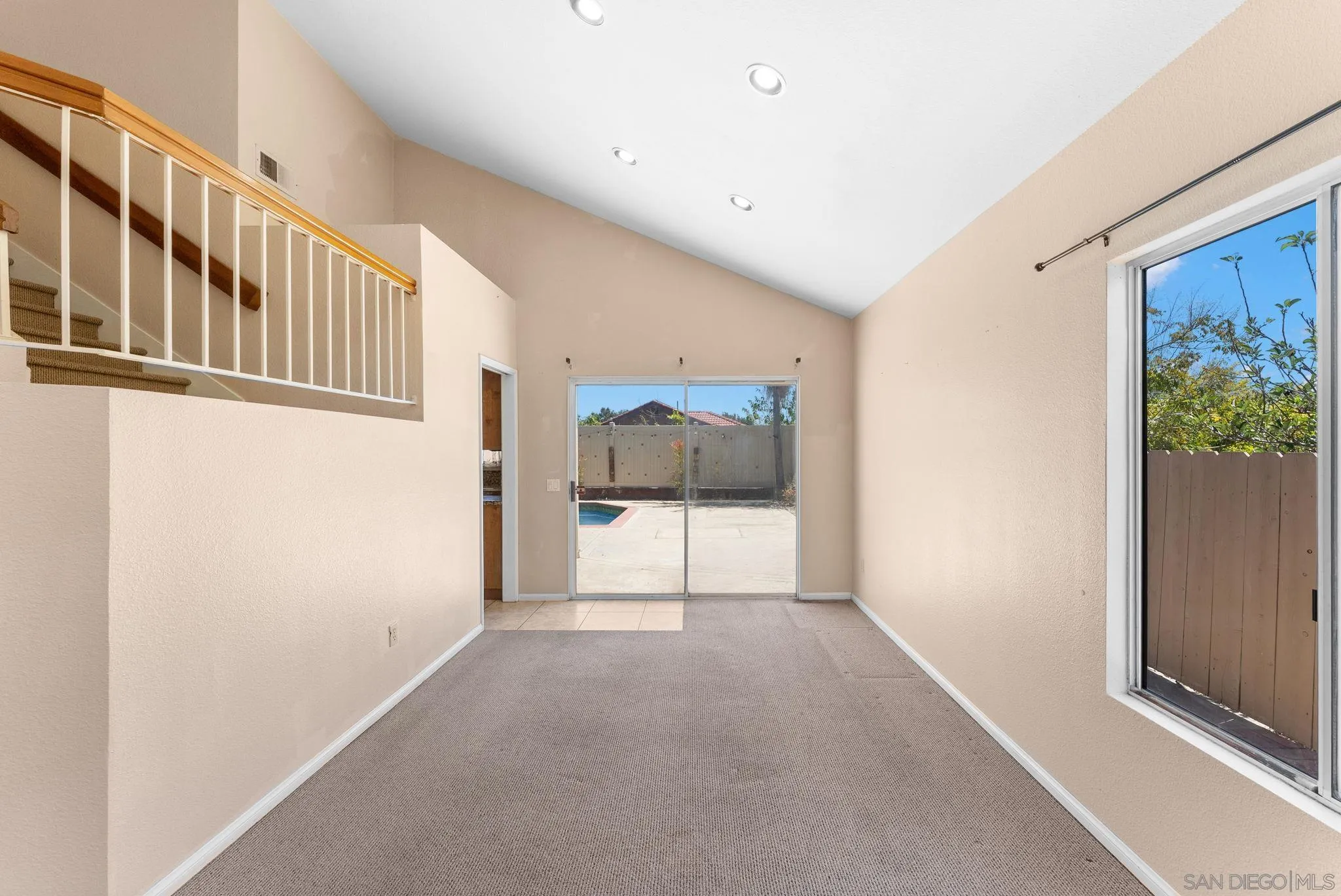 https://cdn.realtyfeed.com/cdn/127/260015996/52c9652b8f52e123336d881fa67adda5.webp