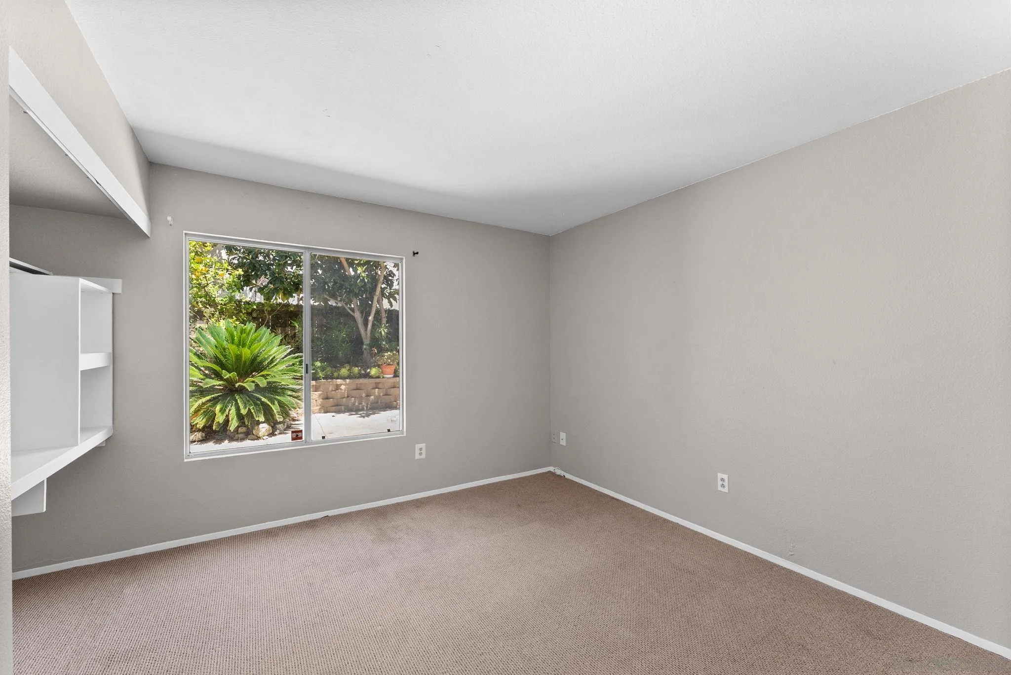 https://cdn.realtyfeed.com/cdn/127/260015996/e3ec6fe0875ac314c9a3b217c1ec3749.webp