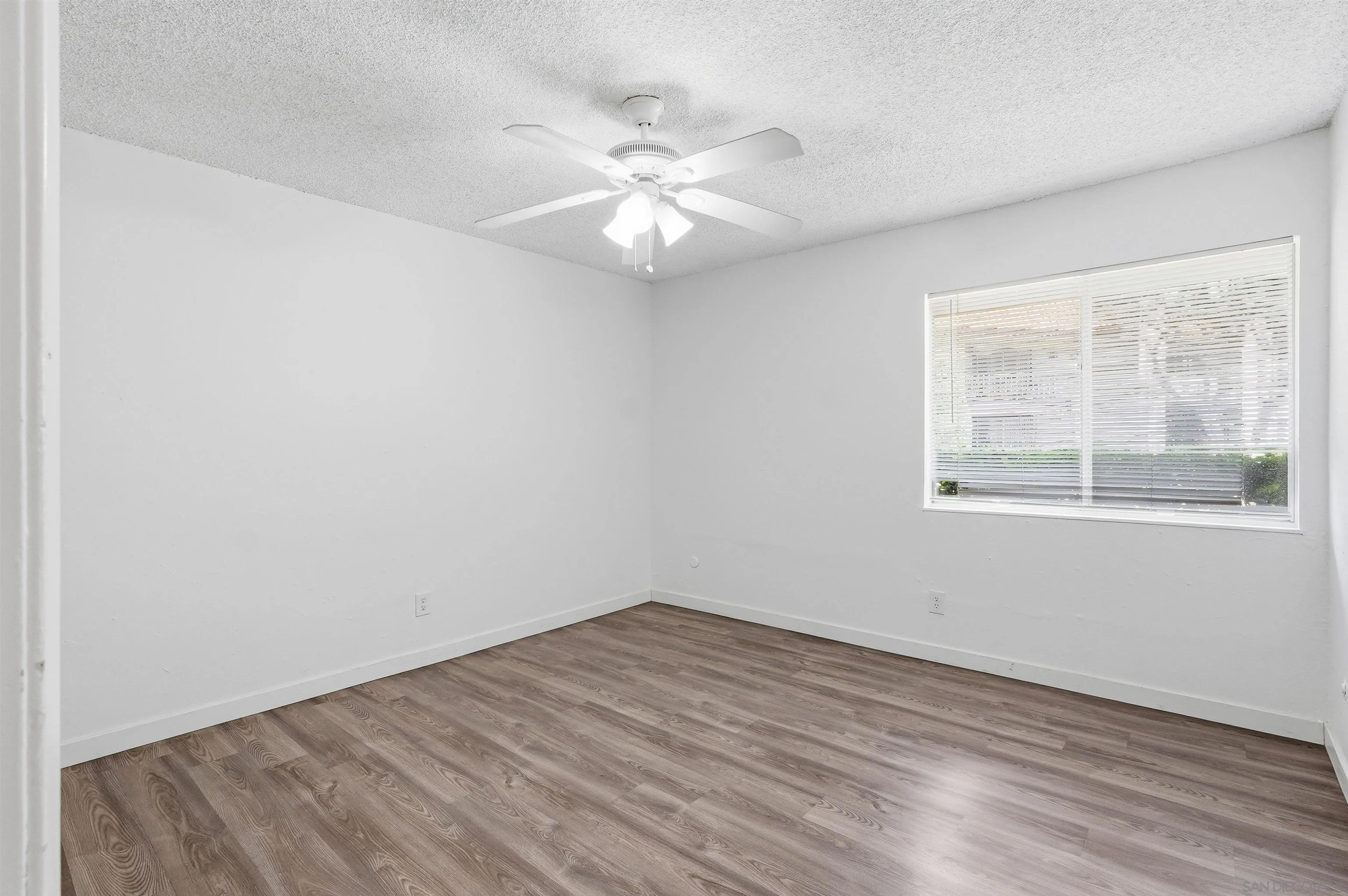 https://cdn.realtyfeed.com/cdn/127/260015997/16ecd09ed850e2fbe02d91defbda1b46.webp