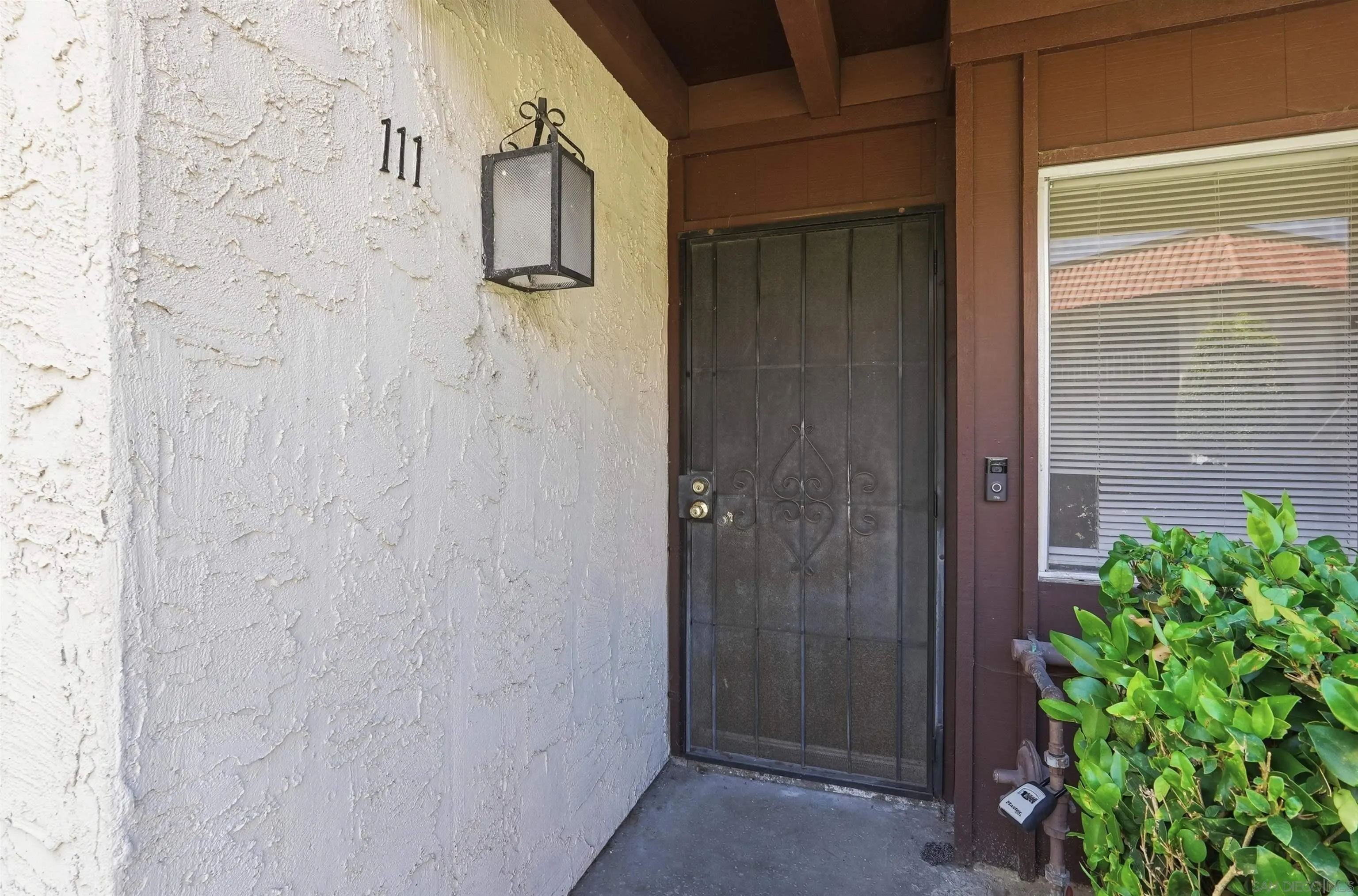 https://cdn.realtyfeed.com/cdn/127/260015997/2332b4ad0f4391cea8c13c1e93c2b126.webp