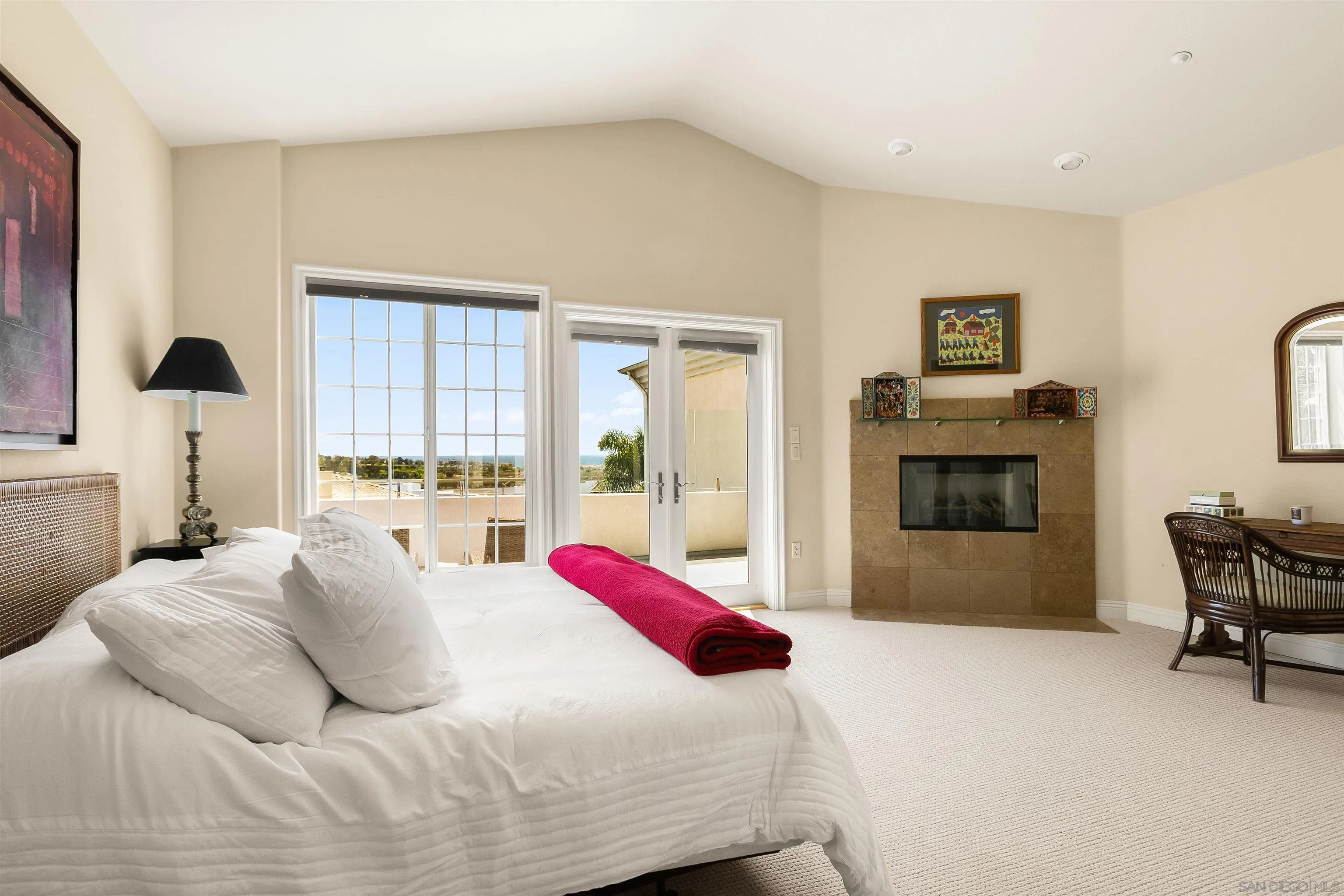 https://cdn.realtyfeed.com/cdn/127/260016002/7480d413bda0235855454e1b93d61ea3.webp