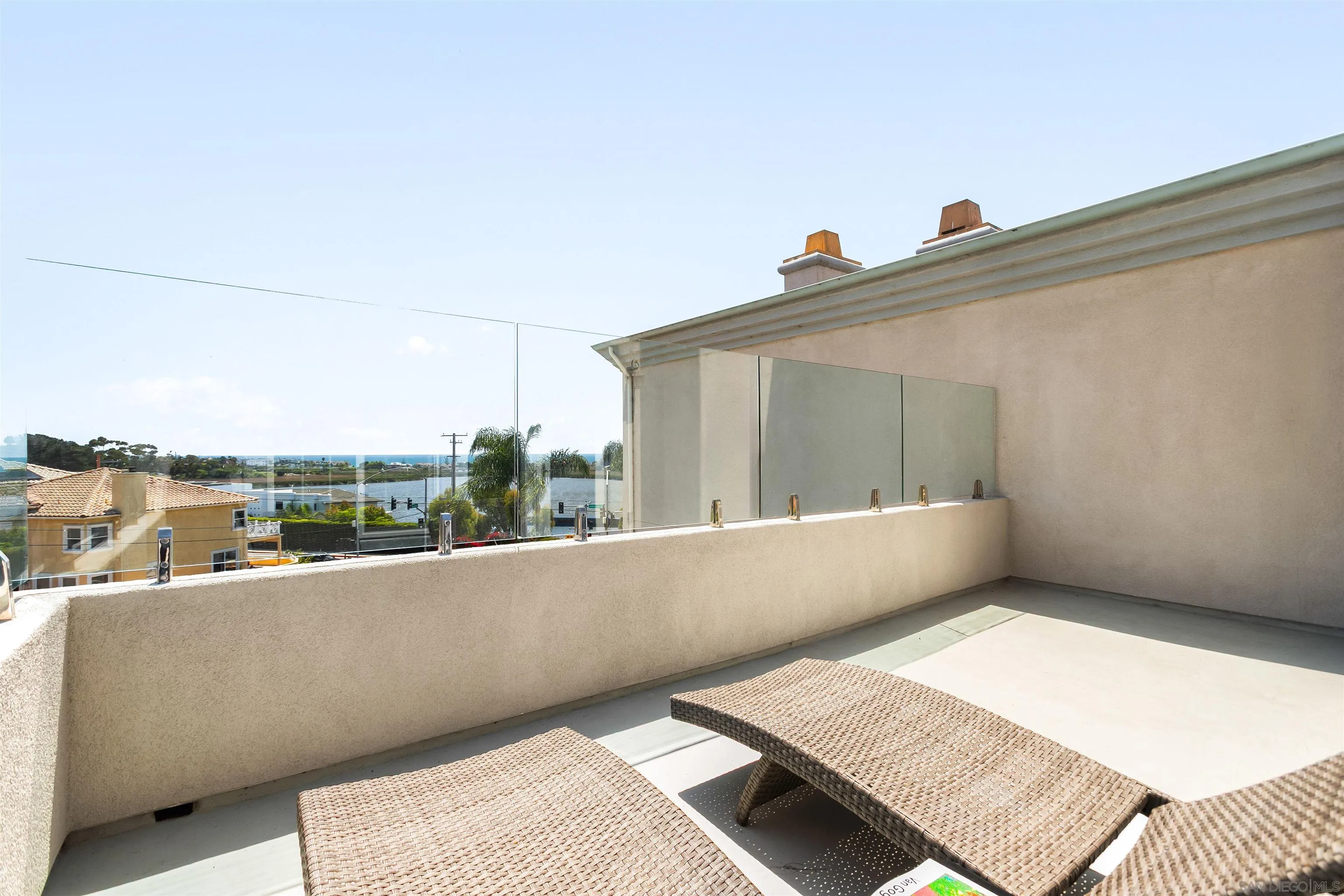 https://cdn.realtyfeed.com/cdn/127/260016002/e914924d5d4937aee62452bb68075bd1.webp