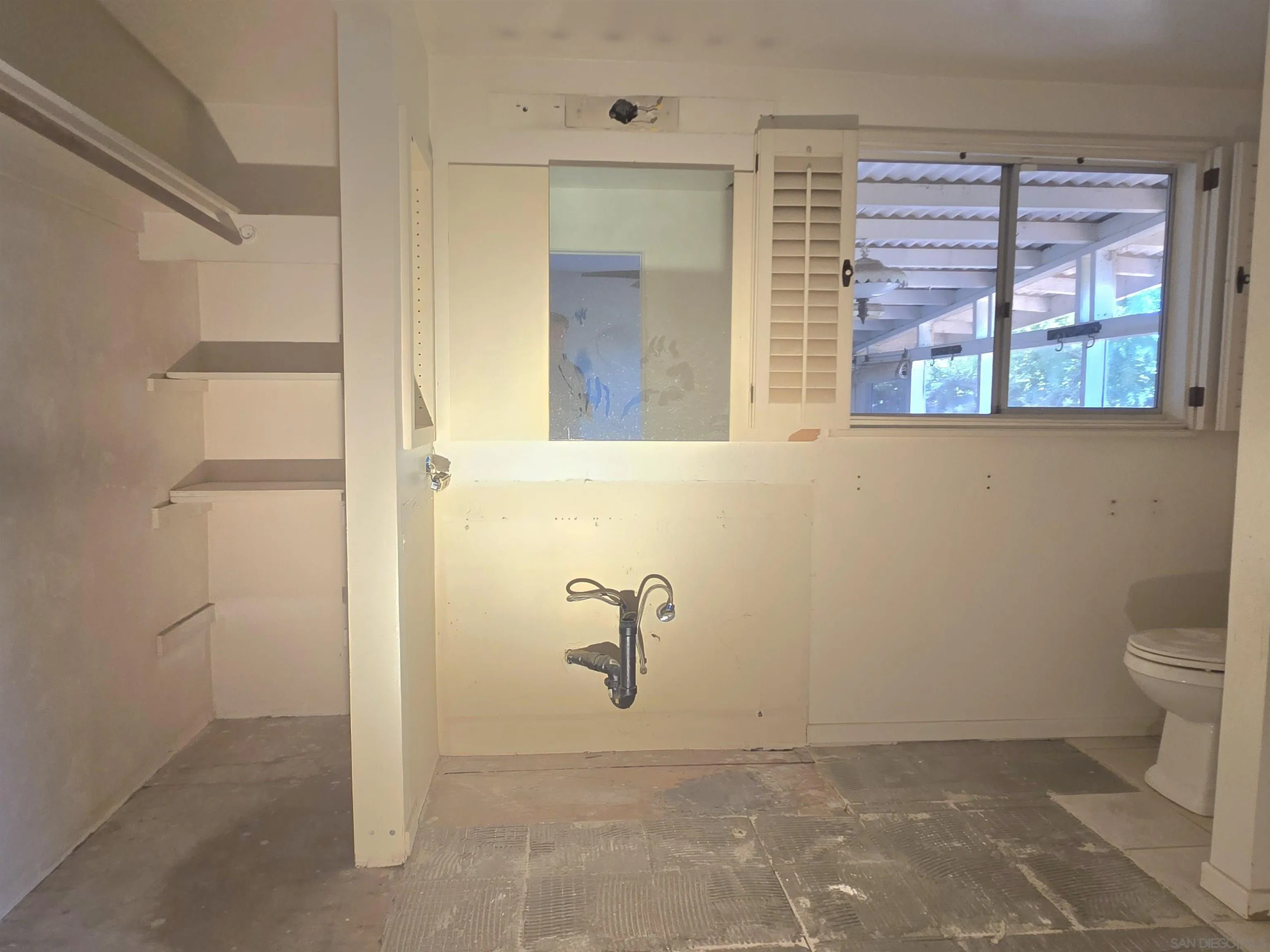 https://cdn.realtyfeed.com/cdn/127/260016005/7ad1661c46656e231faa690f8f10231f.webp