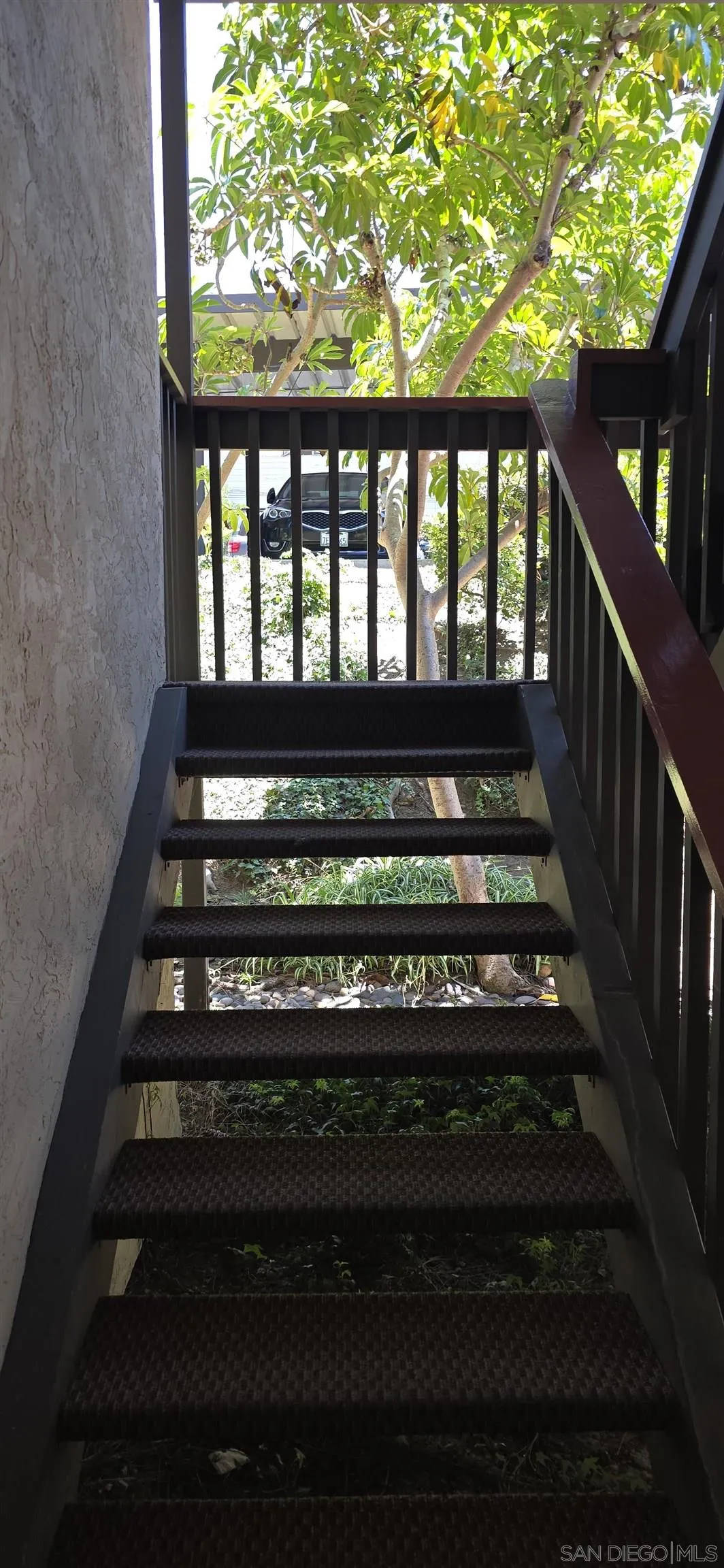 Photo #8: 260016010 Listing: Photo #8