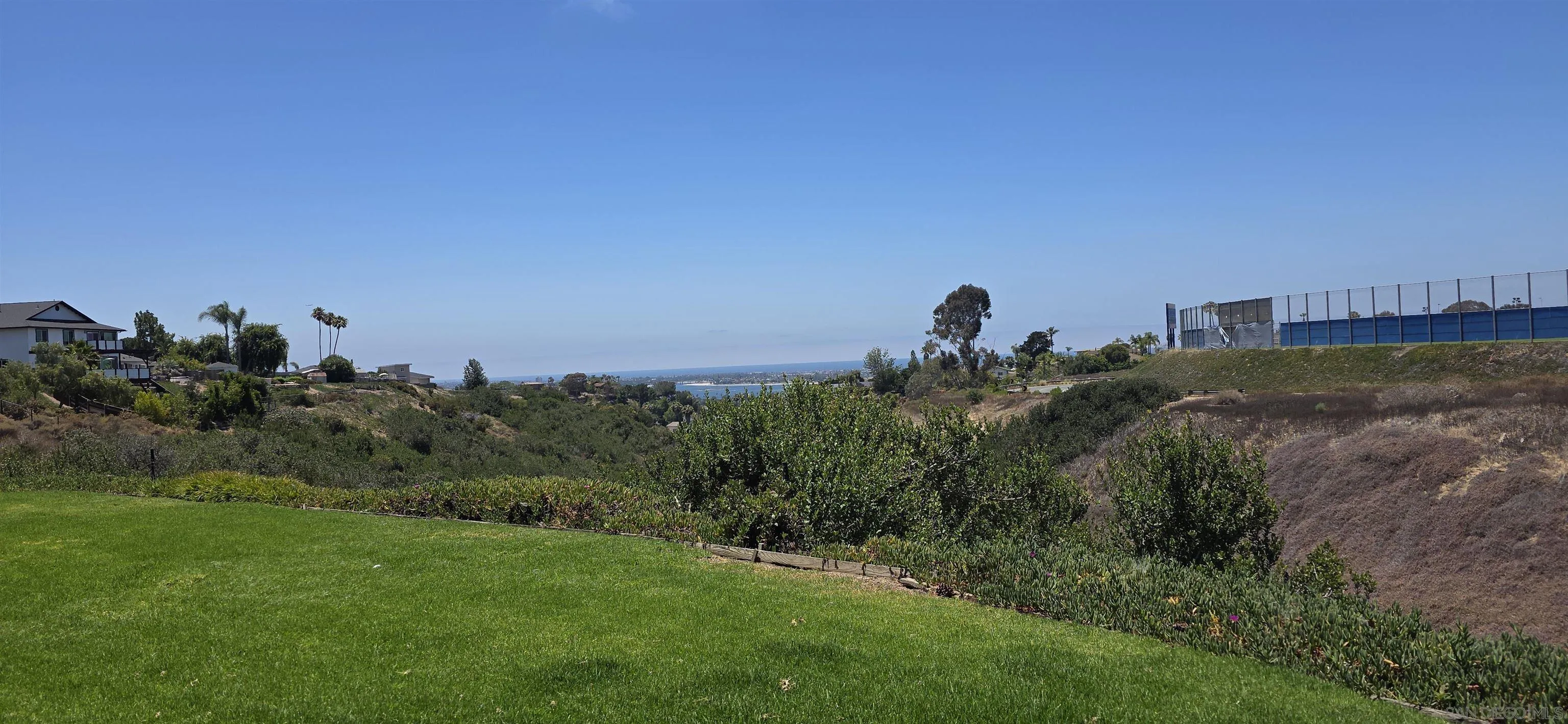 3658 Clairemont 1D