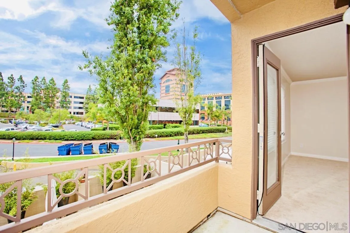 https://cdn.realtyfeed.com/cdn/127/260016017/34c22f1e734f8562b7e3654ad786c399.webp