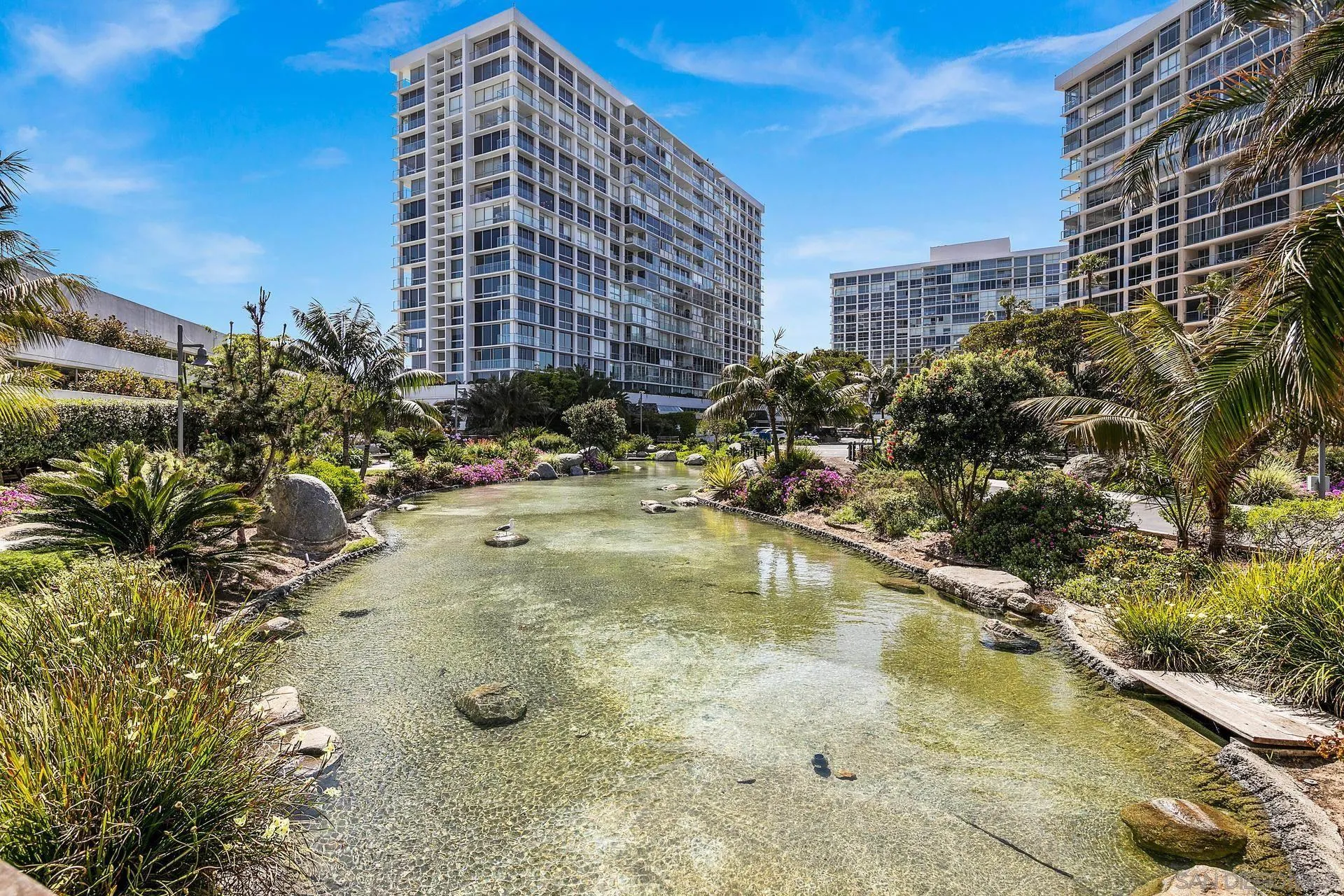 1710 Avenida Del Mundo 209