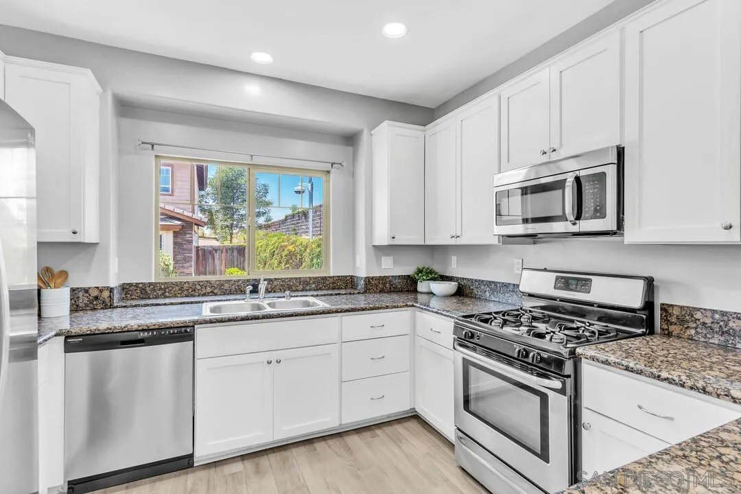 https://cdn.realtyfeed.com/cdn/127/260016021/051285b0130d985a3cf634bba93551a9.webp