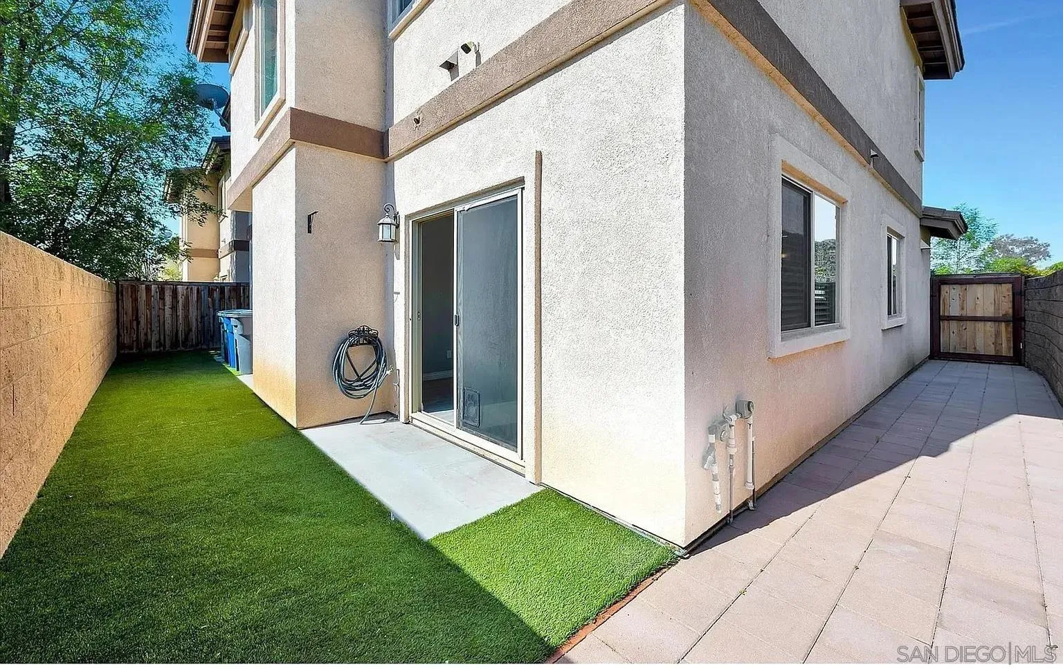 https://cdn.realtyfeed.com/cdn/127/260016021/68d335e48127be48305e08e3d2662aad.webp