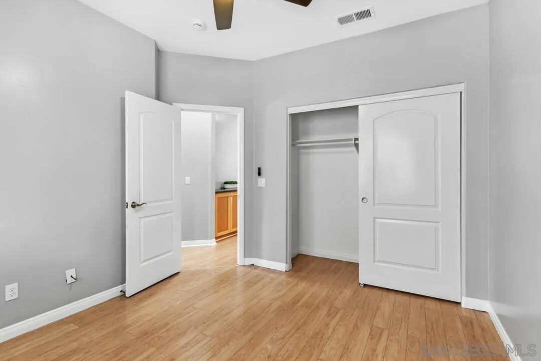 https://cdn.realtyfeed.com/cdn/127/260016021/d735af8546fcfccfc524583a713c7d15.webp
