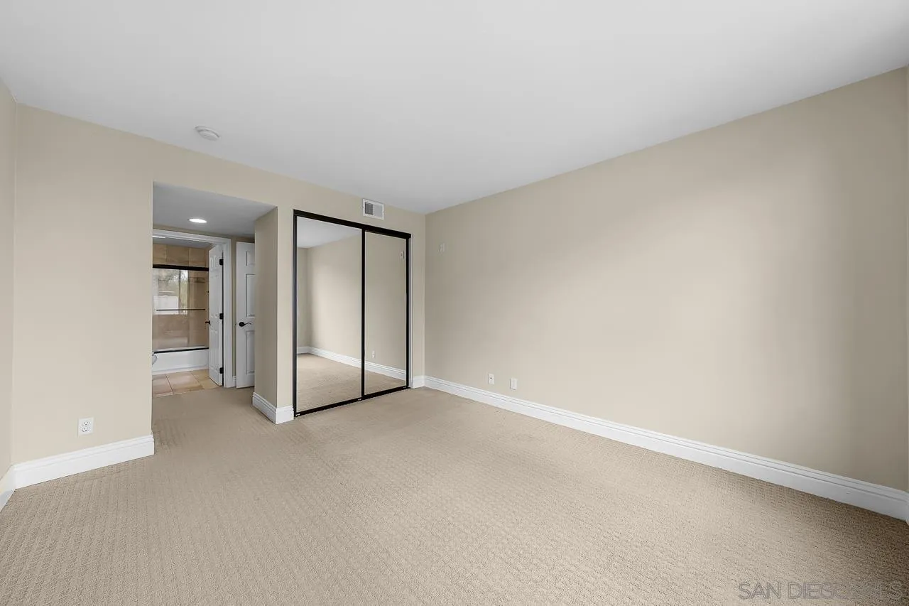 Photo #18: 260016022 Listing: Photo #18