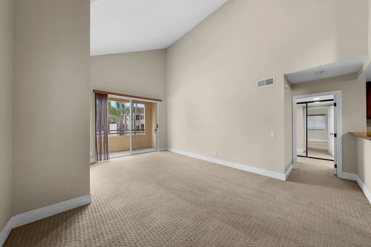 Photo #8: 260016022 Listing: Photo #8