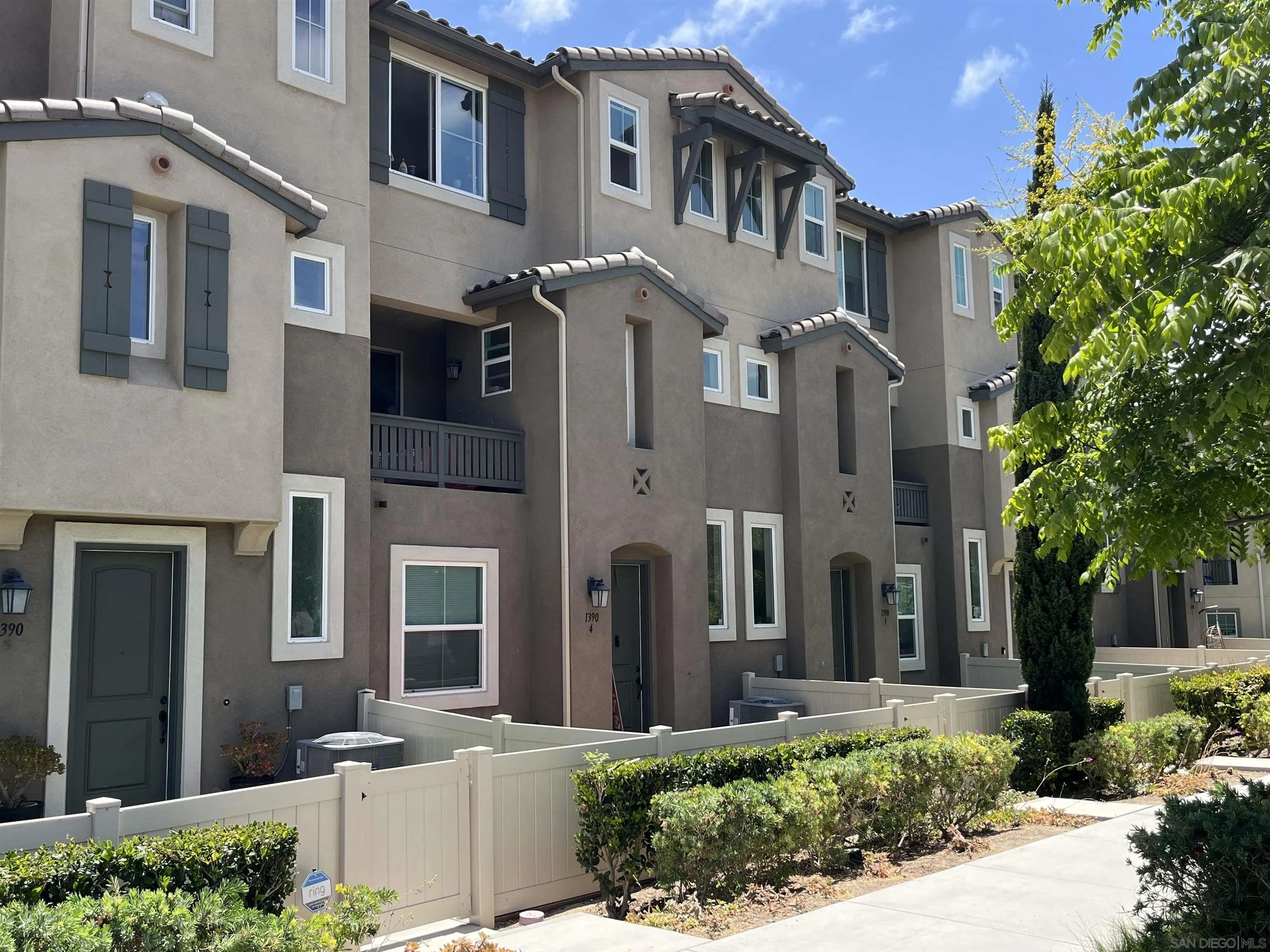 Photo #3: 260016026 Listing: Photo #3