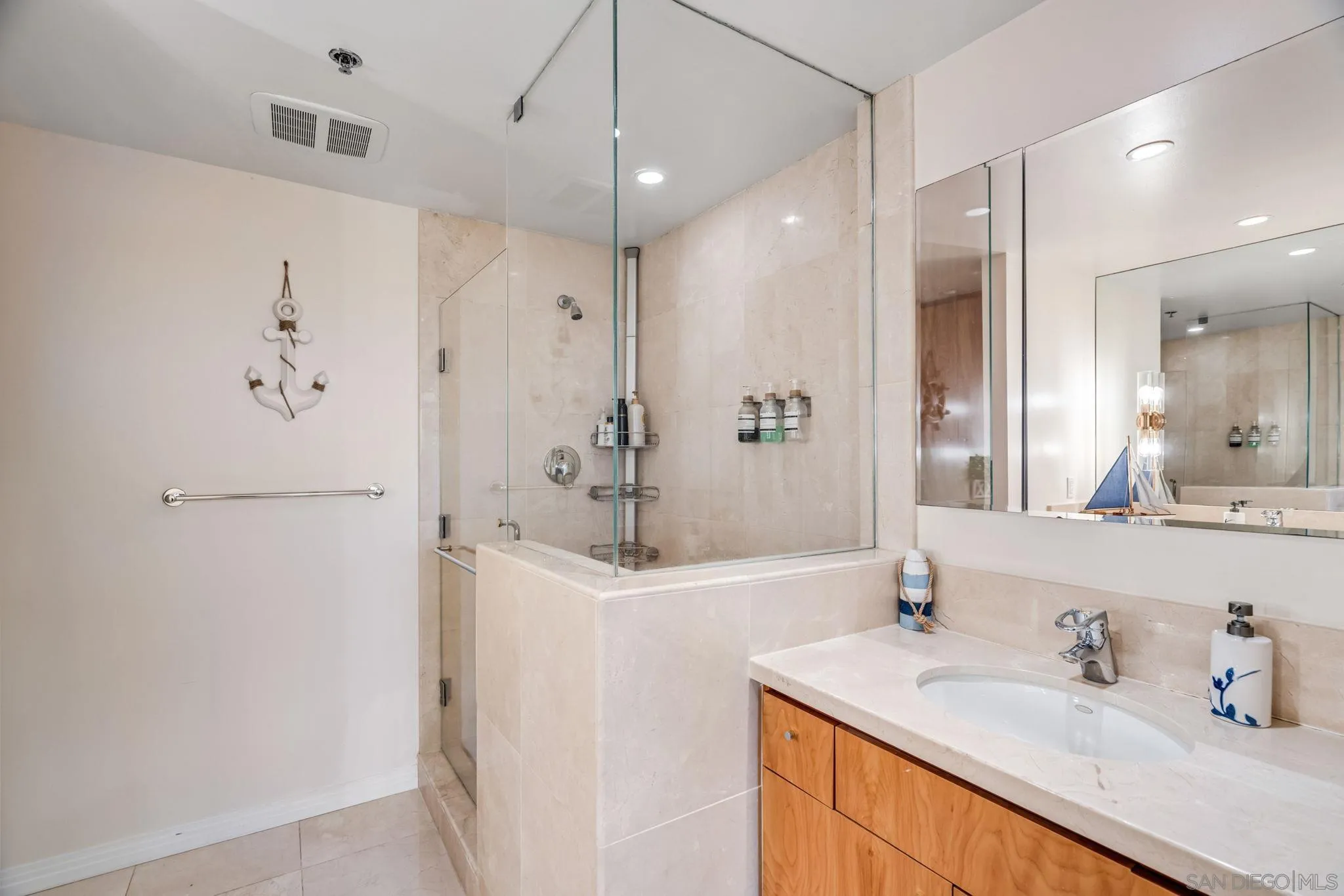 Photo #25: 260016033 Listing: Photo #25