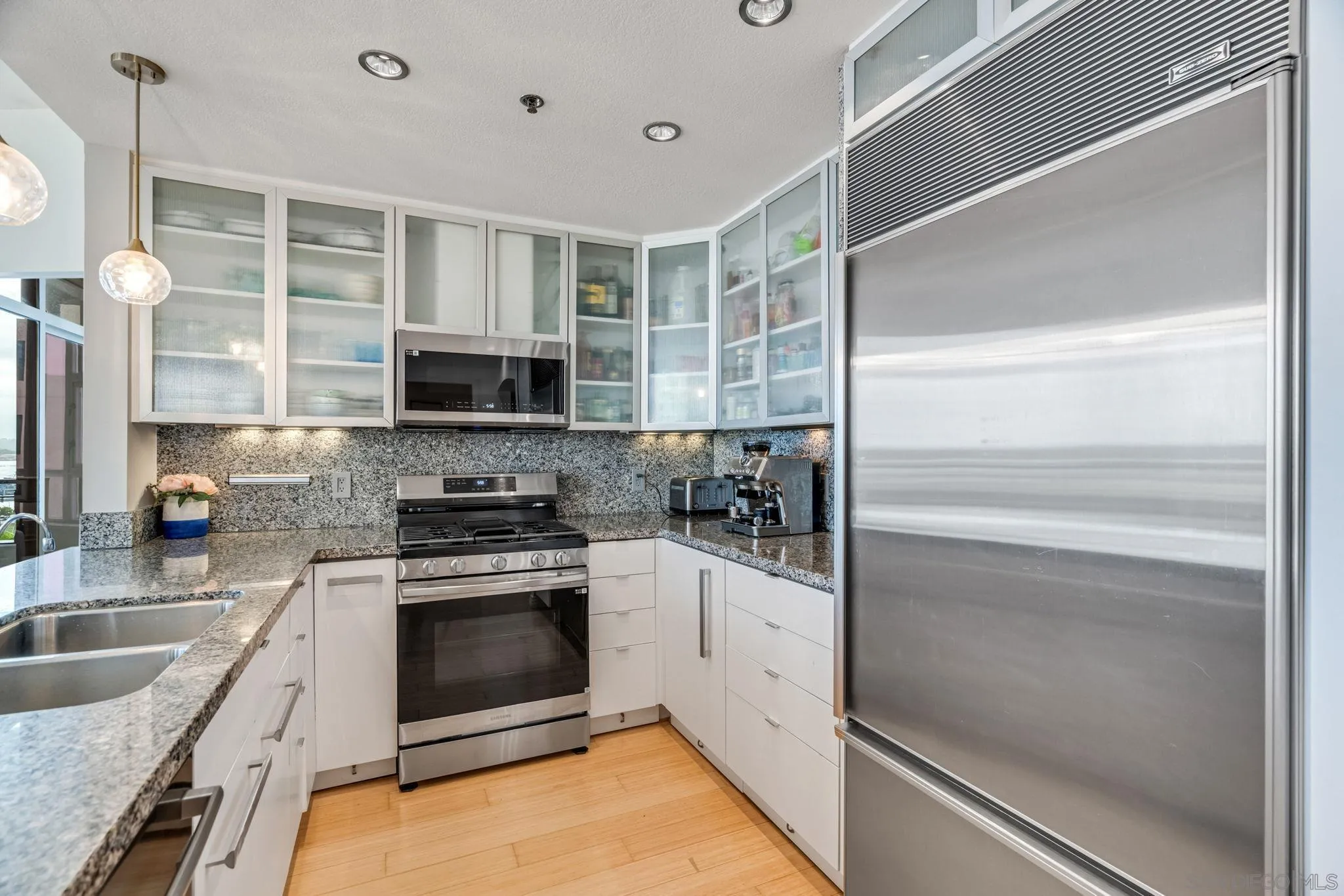 Photo #9: 260016033 Listing: Photo #9