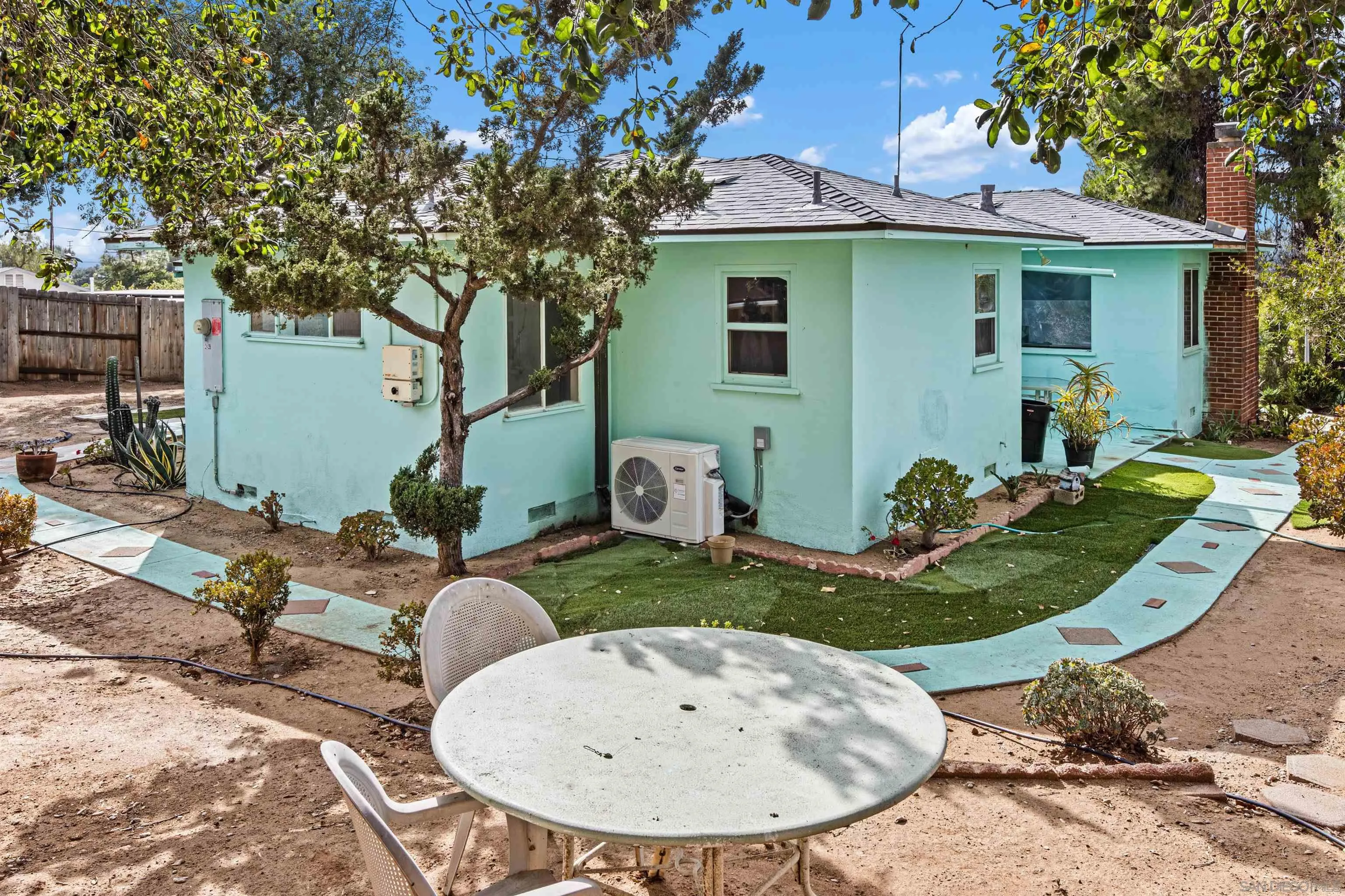 https://cdn.realtyfeed.com/cdn/127/260016034/11552990727a62fe7ae4ec5164241a4c.webp