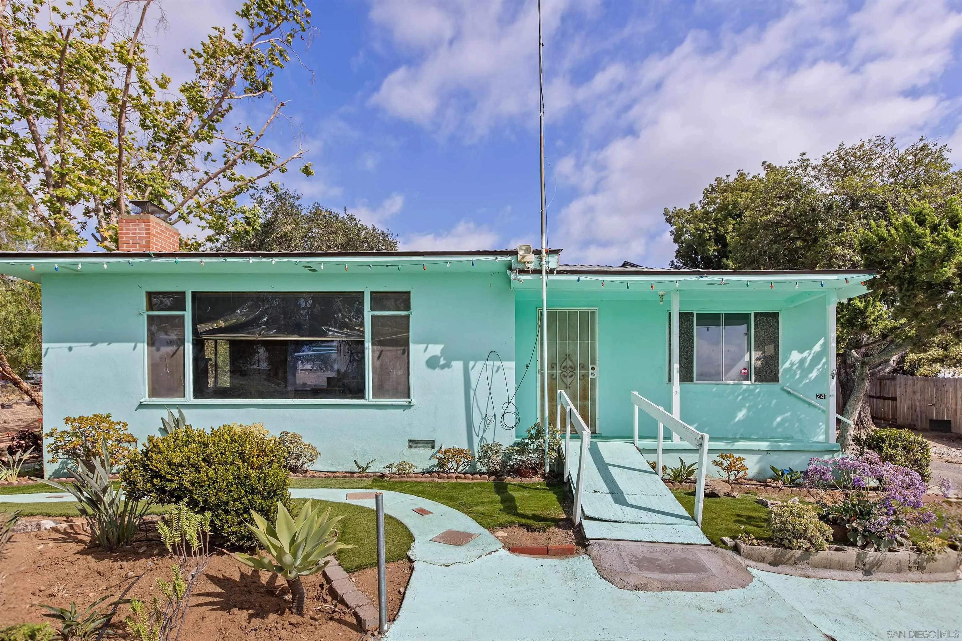 https://cdn.realtyfeed.com/cdn/127/260016034/7f26e9fd8494e3a7b111617902e85361.webp